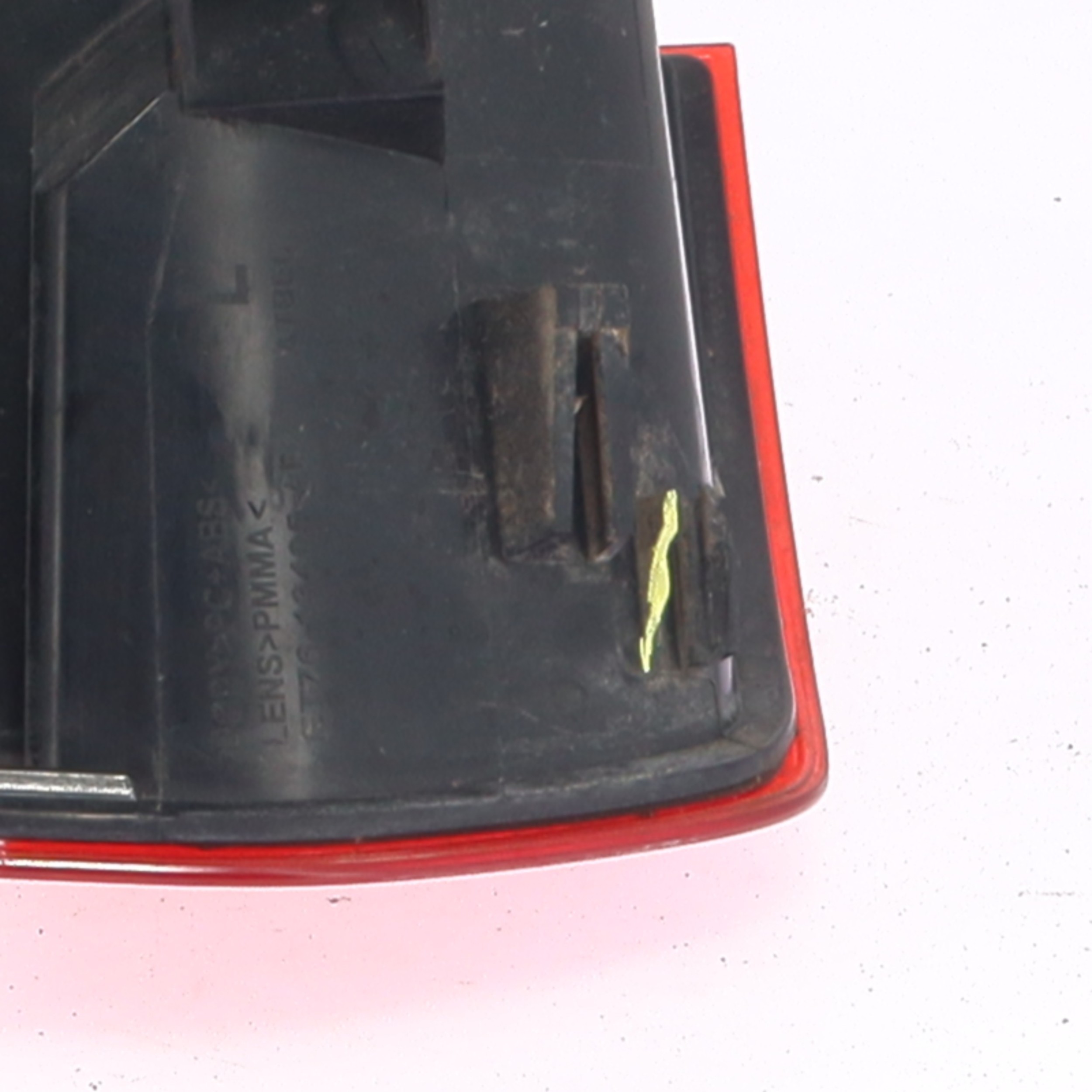 Feu arriere principal gauche (feux) pour FORD TRANSIT COURIER 1 PHASE 1 Feu arriere principal gauche (feux) pour FORD TRANSIT COURIER 1 PHASE 1