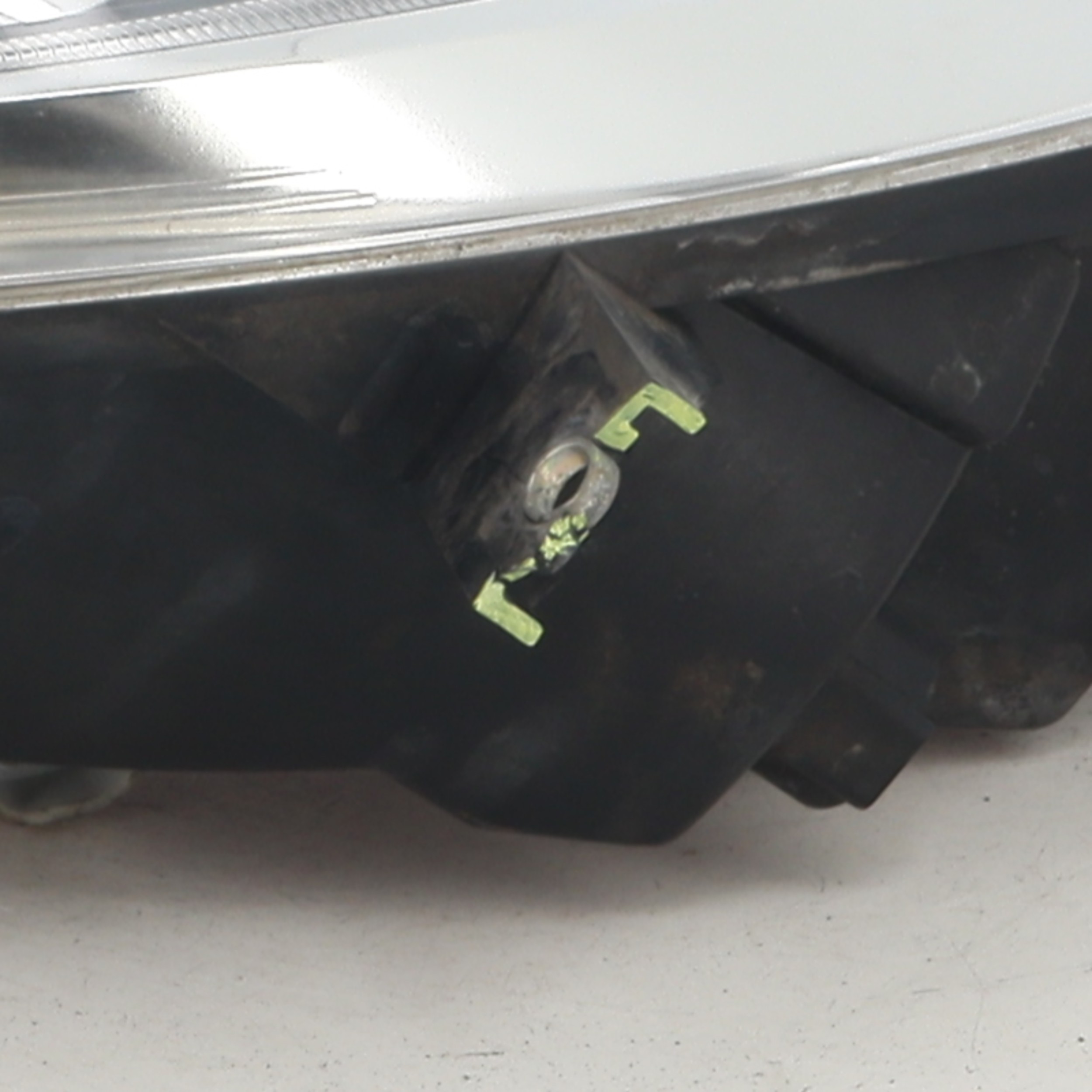 Optique avant secondaire gauche (feux)(clignotant) pour FIAT 500X PHASE 1 Optique avant secondaire gauche (feux)(clignotant) pour FIAT 500X PHASE 1
