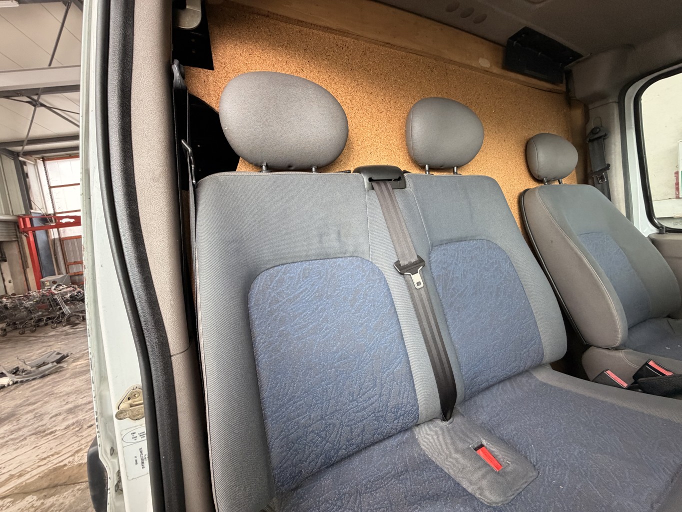 Siege avant droit (banquette double) pour RENAULT MASTER 2 PHASE 1 Siege avant droit (banquette double) pour RENAULT MASTER 2 PHASE 1