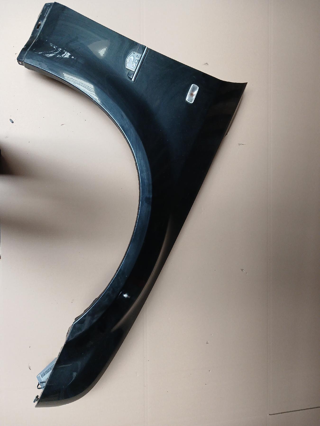 Aile avant droit pour CHRYSLER 300C PHASE 1 Aile avant droit pour CHRYSLER 300C PHASE 1