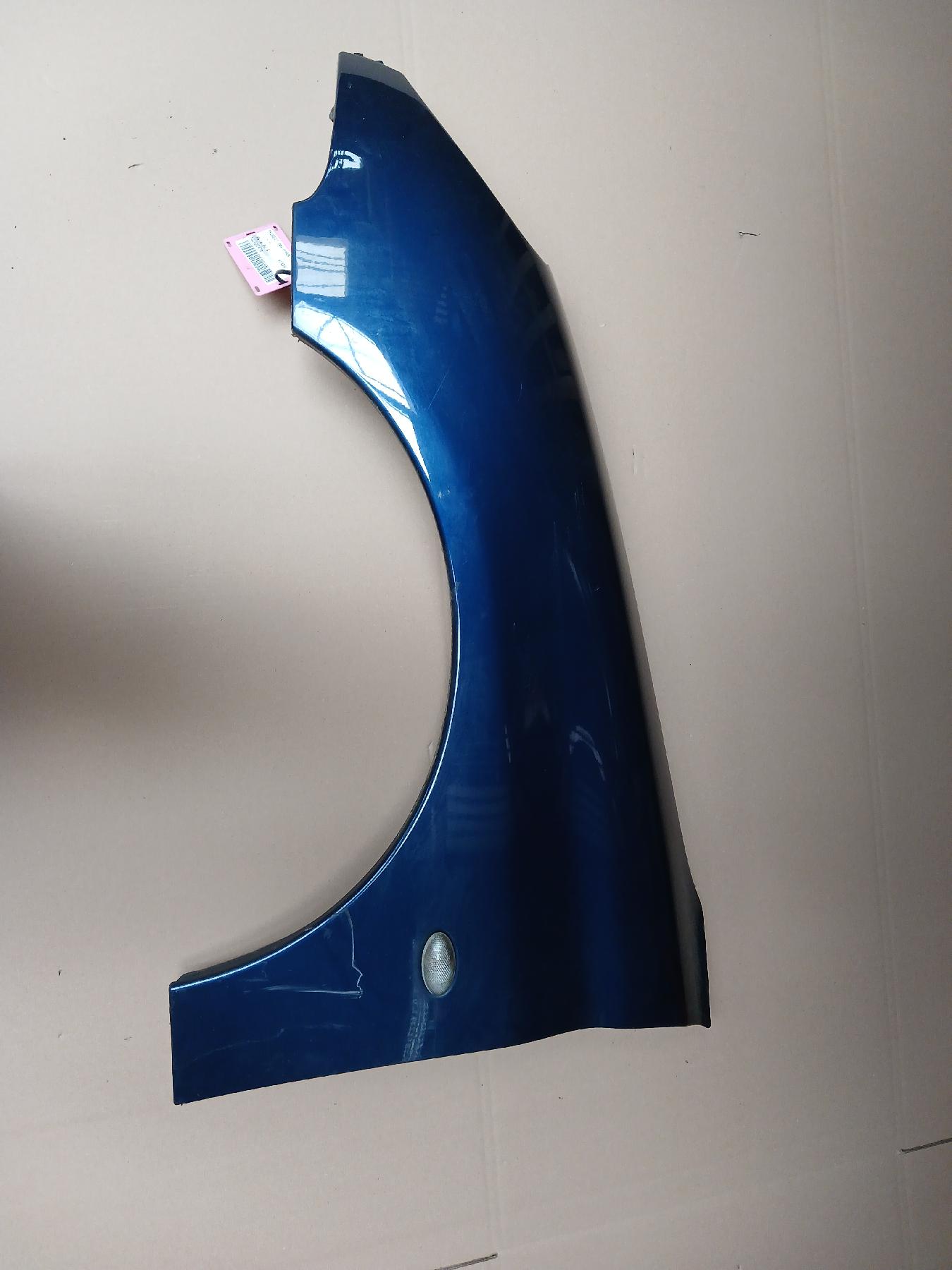 Aile avant gauche pour PEUGEOT 206 PHASE 1 Aile avant gauche pour PEUGEOT 206 PHASE 1