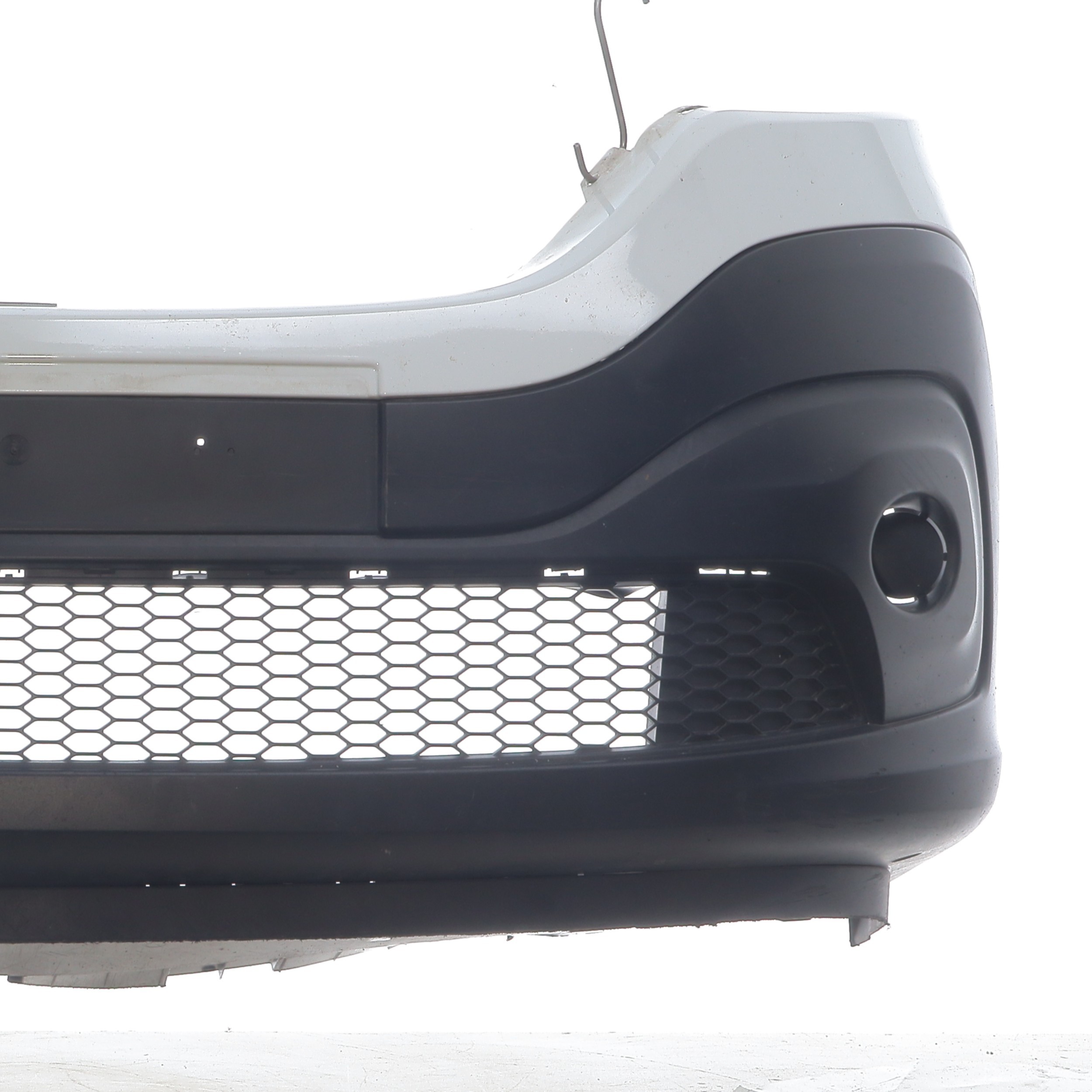 Pare choc avant pour RENAULT TRAFIC 3 COURT PHASE 1 Pare choc avant pour RENAULT TRAFIC 3 COURT PHASE 1