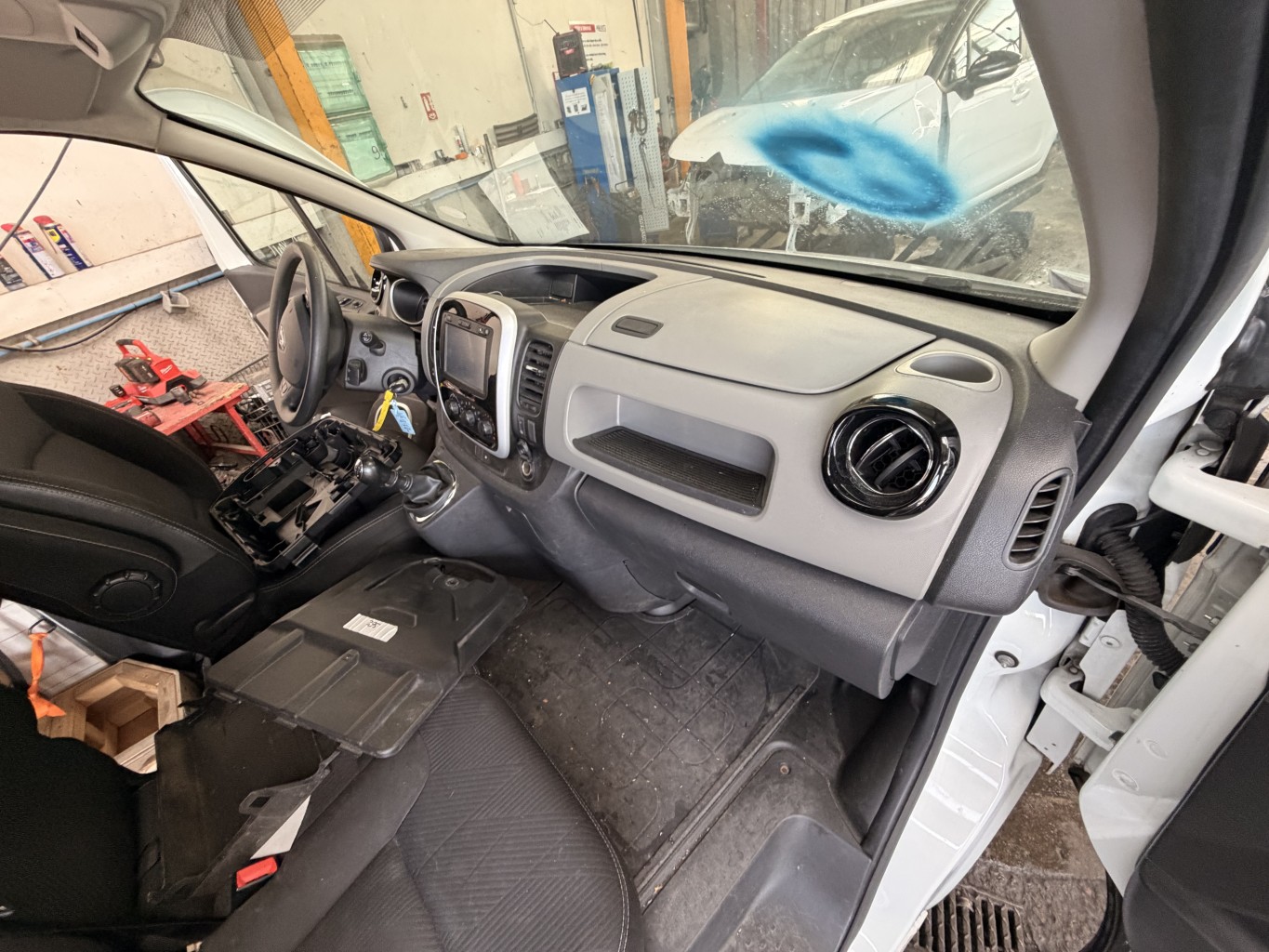 Planche de bord complete pour RENAULT TRAFIC 3 COURT PHASE 1 Planche de bord complete pour RENAULT TRAFIC 3 COURT PHASE 1