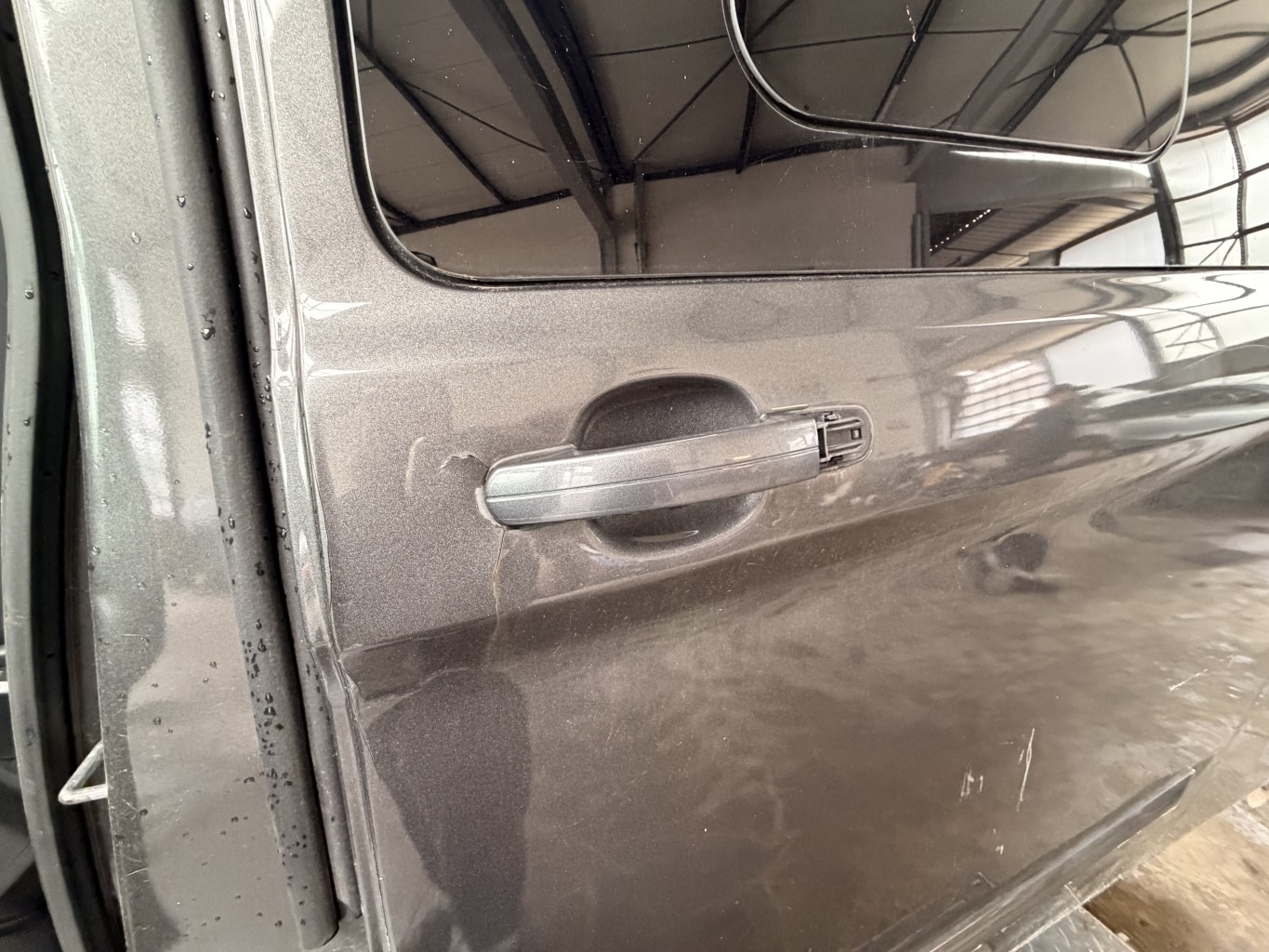 Porte laterale gauche pour FORD TRANSIT CUSTOM 1 PHASE 1 Porte laterale gauche pour FORD TRANSIT CUSTOM 1 PHASE 1