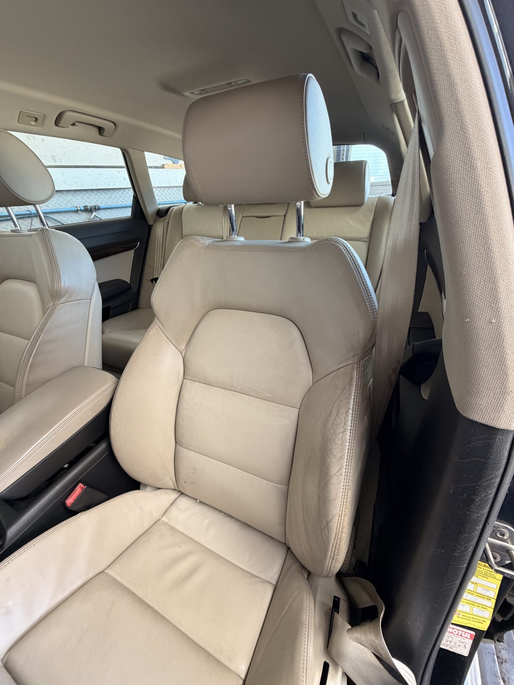Siege avant gauche pour AUDI A6 3 ALLROAD PHASE 1 BREAK Siege avant gauche pour AUDI A6 3 ALLROAD PHASE 1 BREAK