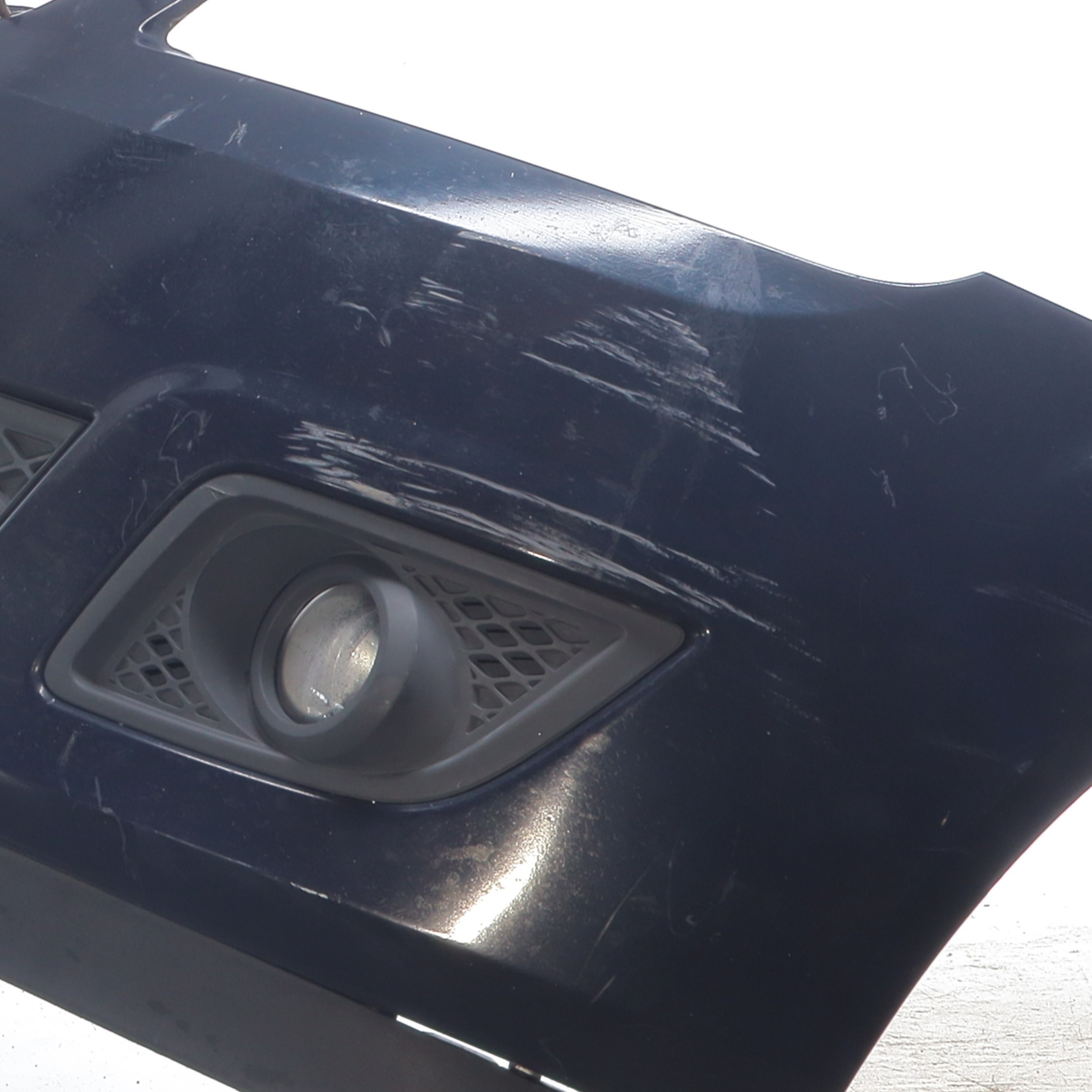 Pare choc avant pour FORD FIESTA 5 PHASE 2 Pare choc avant pour FORD FIESTA 5 PHASE 2