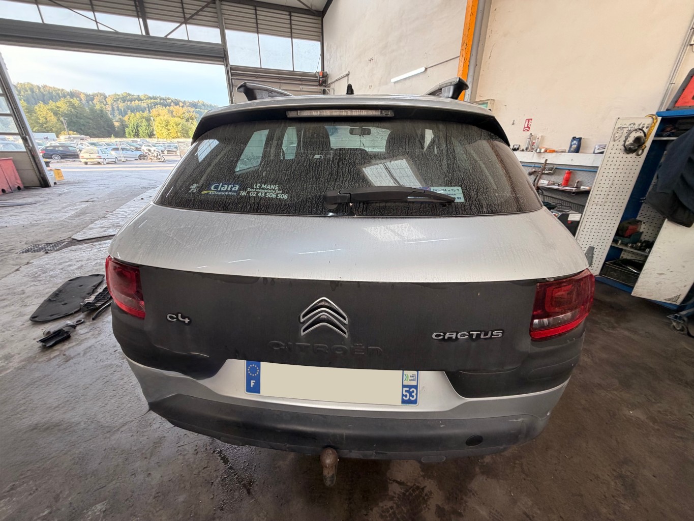 Malle/Hayon arriere pour CITROEN C4 CACTUS Malle/Hayon arriere pour CITROEN C4 CACTUS