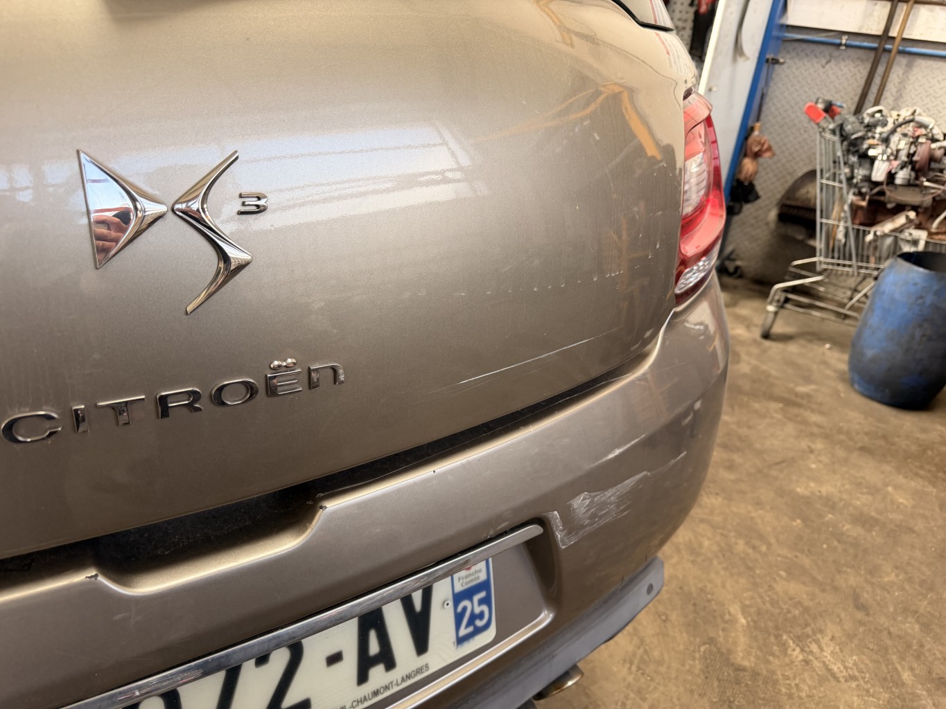 Malle/Hayon arriere pour CITROEN DS3 PHASE 1 Malle/Hayon arriere pour CITROEN DS3 PHASE 1