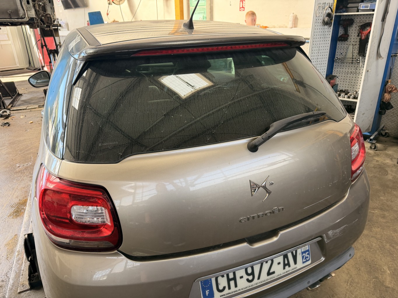 Malle/Hayon arriere pour CITROEN DS3 PHASE 1 Malle/Hayon arriere pour CITROEN DS3 PHASE 1
