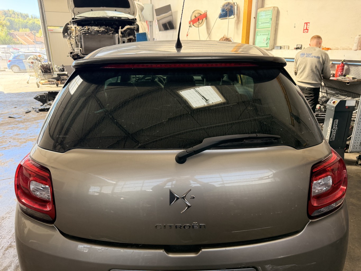 Malle/Hayon arriere pour CITROEN DS3 PHASE 1 Malle/Hayon arriere pour CITROEN DS3 PHASE 1
