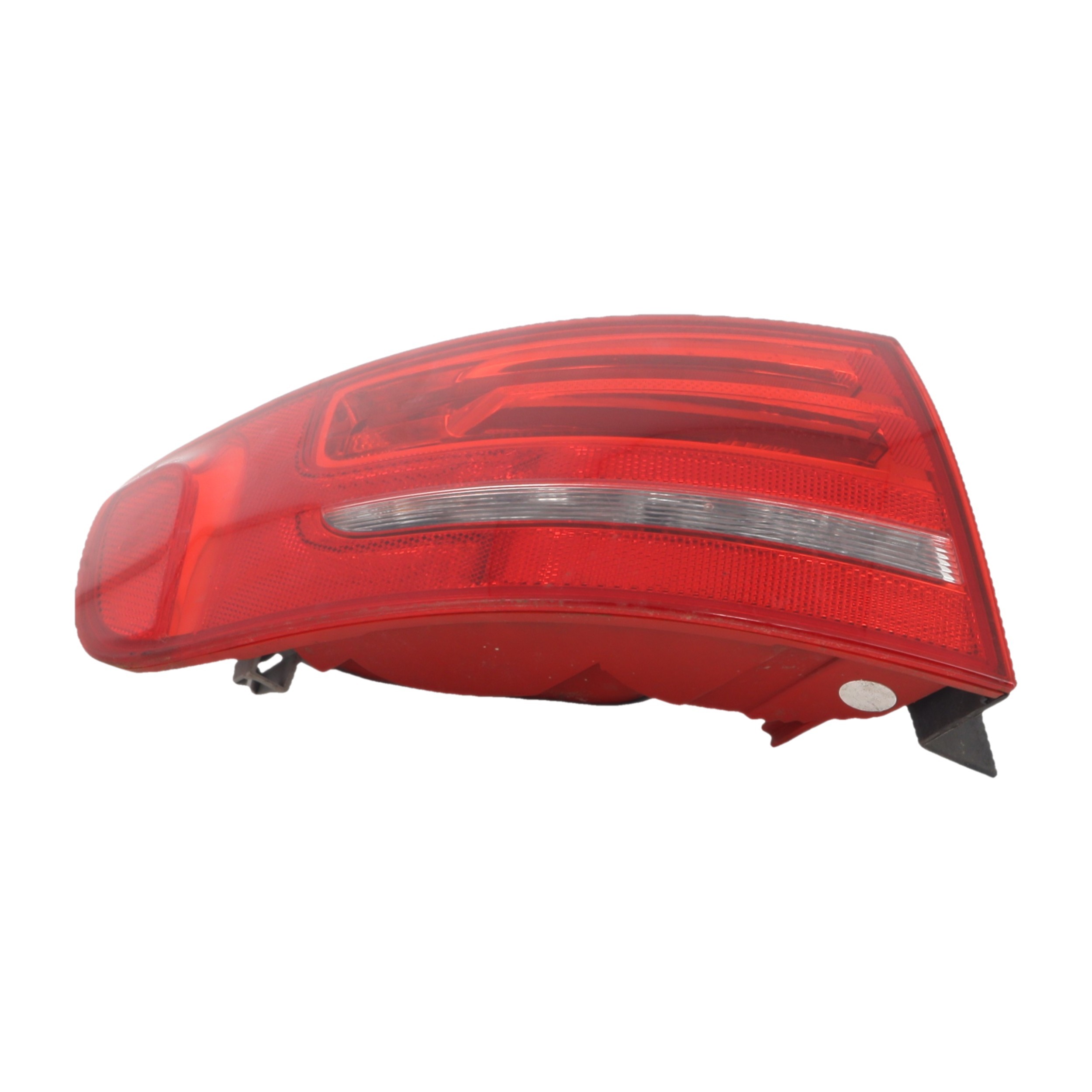 Feu arriere principal gauche (feux) pour AUDI A4 3 AVANT PHASE 1 BREAK Feu arriere principal gauche (feux) pour AUDI A4 3 AVANT PHASE 1 BREAK