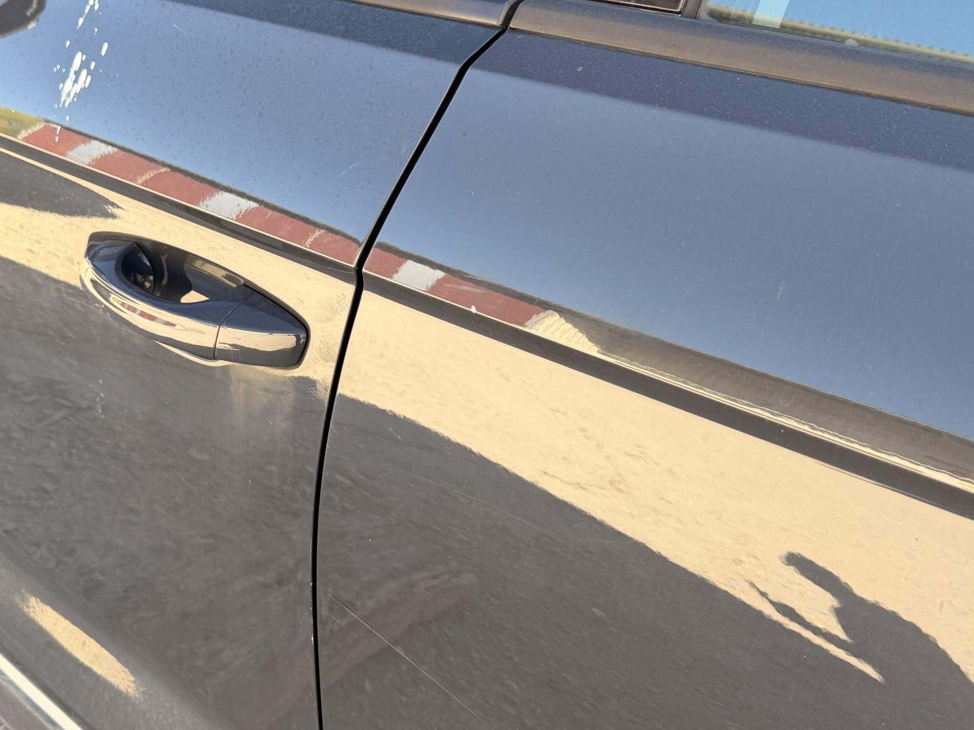 Porte arriere gauche pour VOLKSWAGEN T-ROC PHASE 1 Porte arriere gauche pour VOLKSWAGEN T-ROC PHASE 1