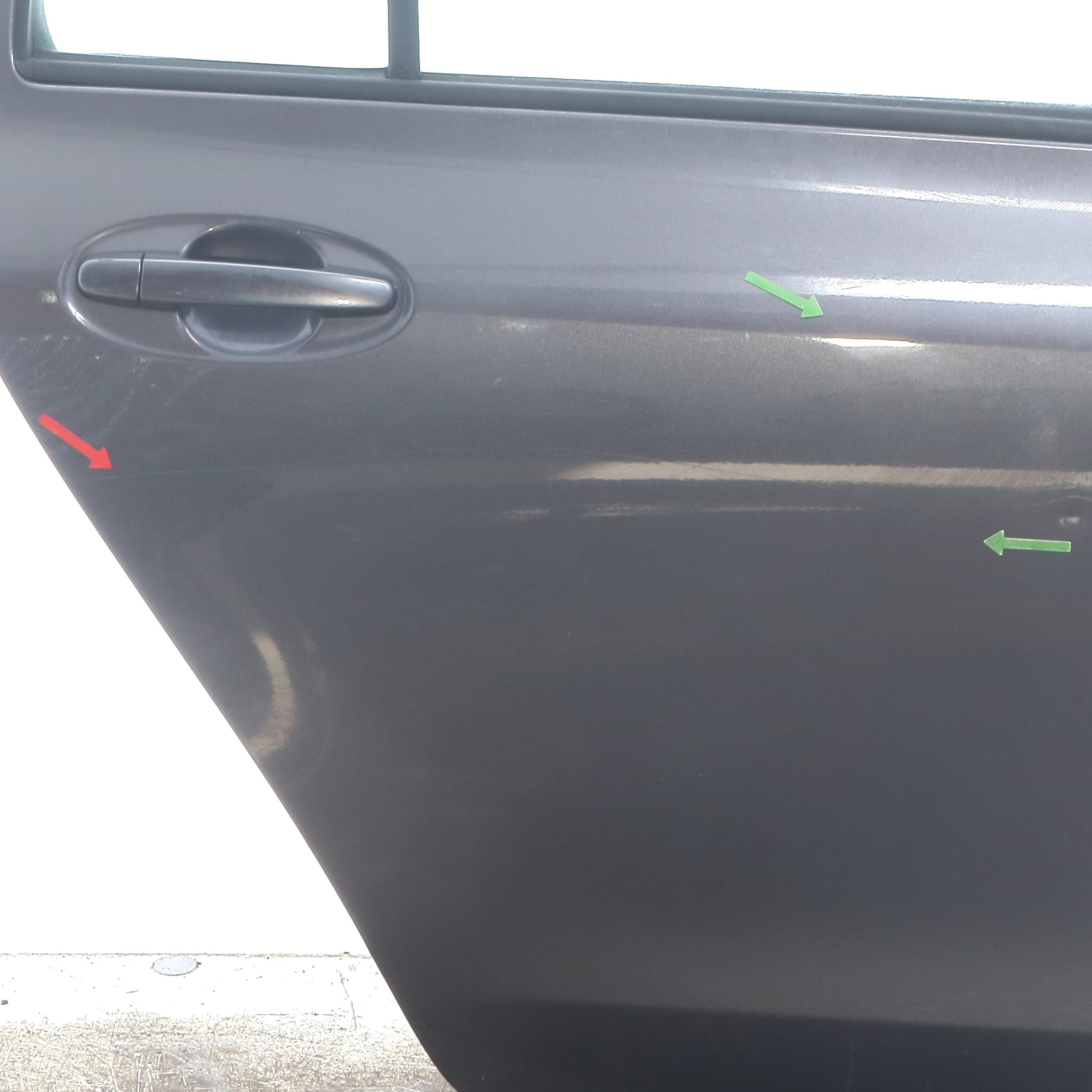 Porte arriere droit pour TOYOTA YARIS 2 PHASE 1 Porte arriere droit pour TOYOTA YARIS 2 PHASE 1