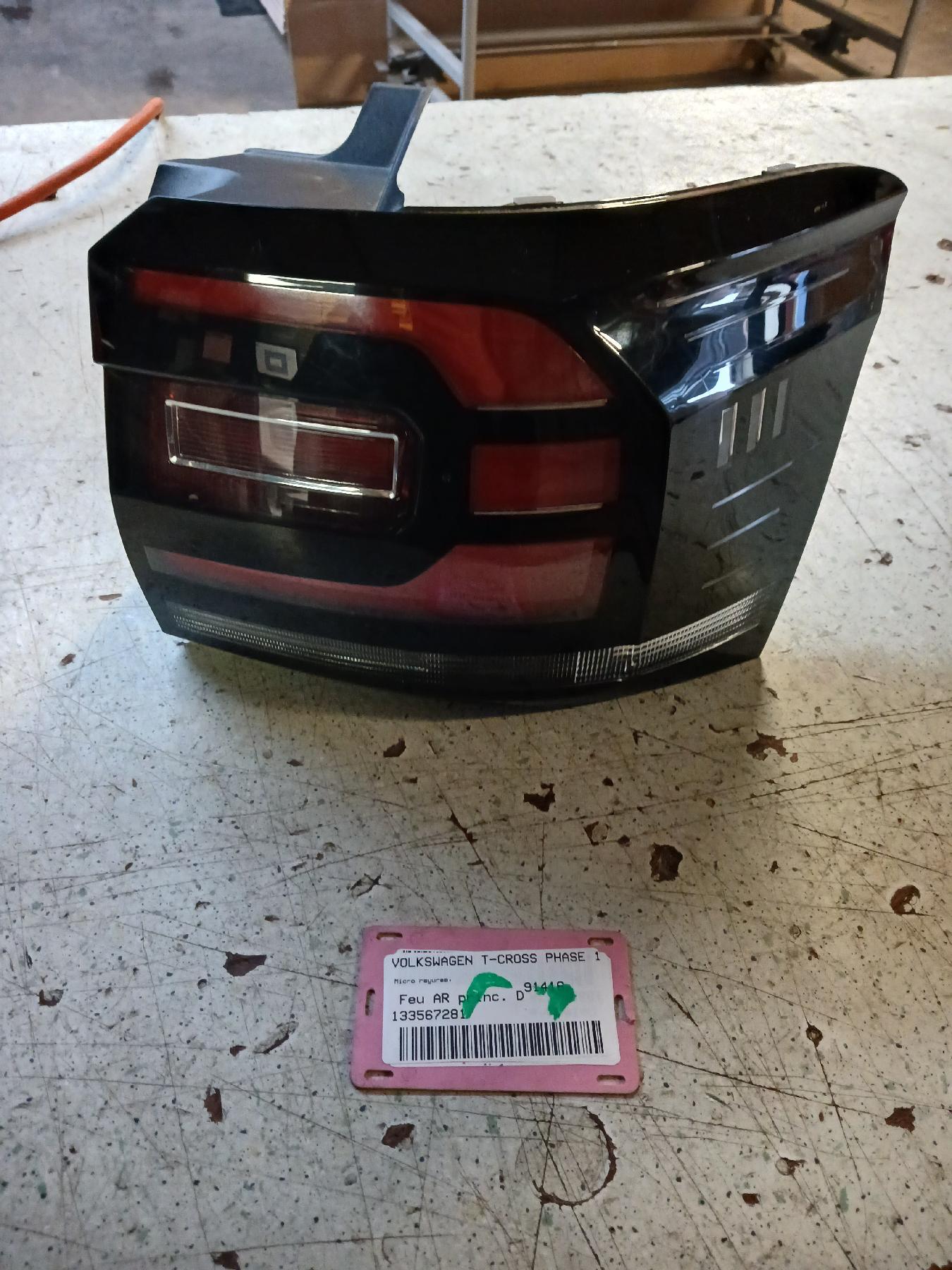 Feu arriere principal droit (feux) pour VOLKSWAGEN T-CROSS PHASE 1 Feu arriere principal droit (feux) pour VOLKSWAGEN T-CROSS PHASE 1