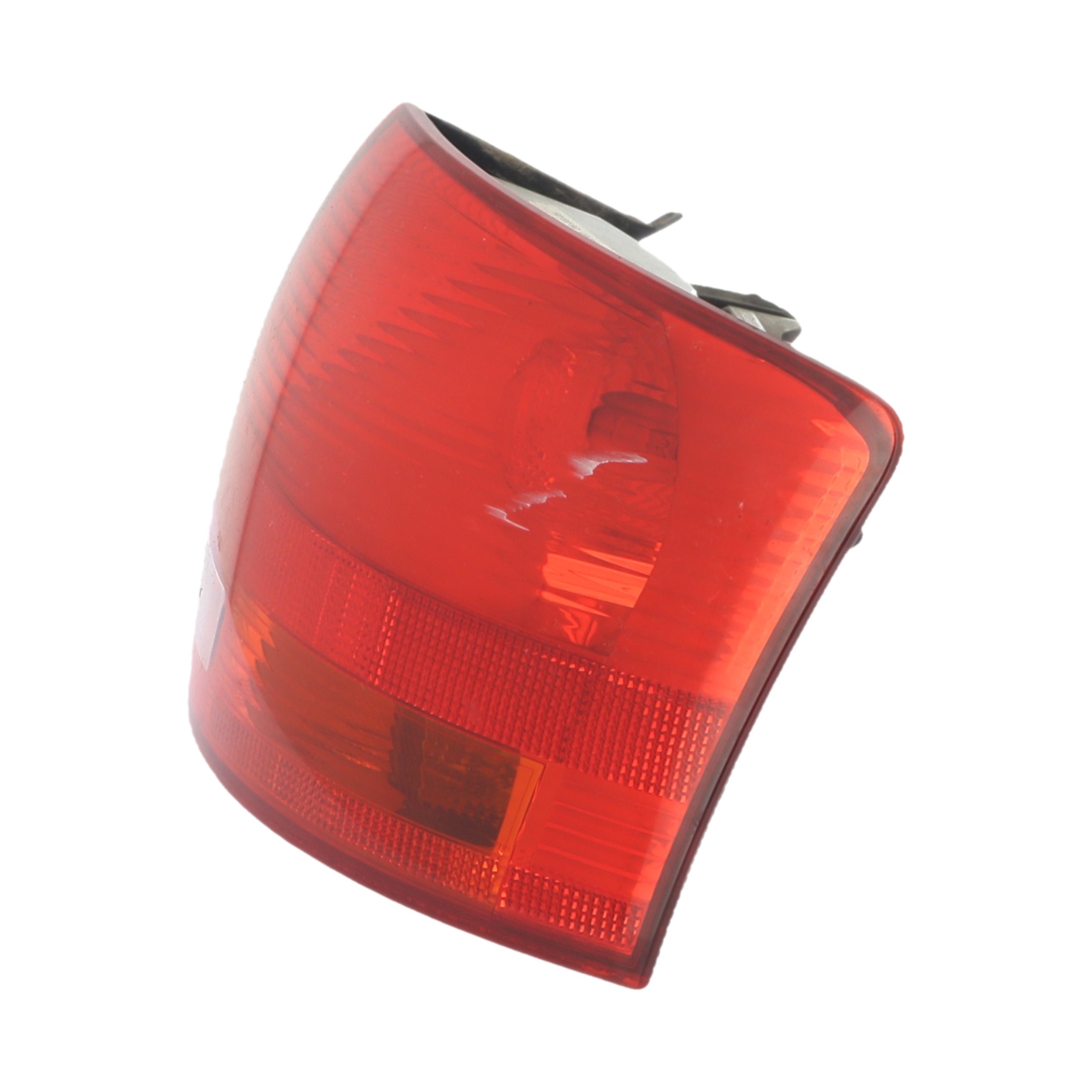 Feu arriere principal droit (feux) pour AUDI A4 2 AVANT PHASE 2 BREAK Feu arriere principal droit (feux) pour AUDI A4 2 AVANT PHASE 2 BREAK
