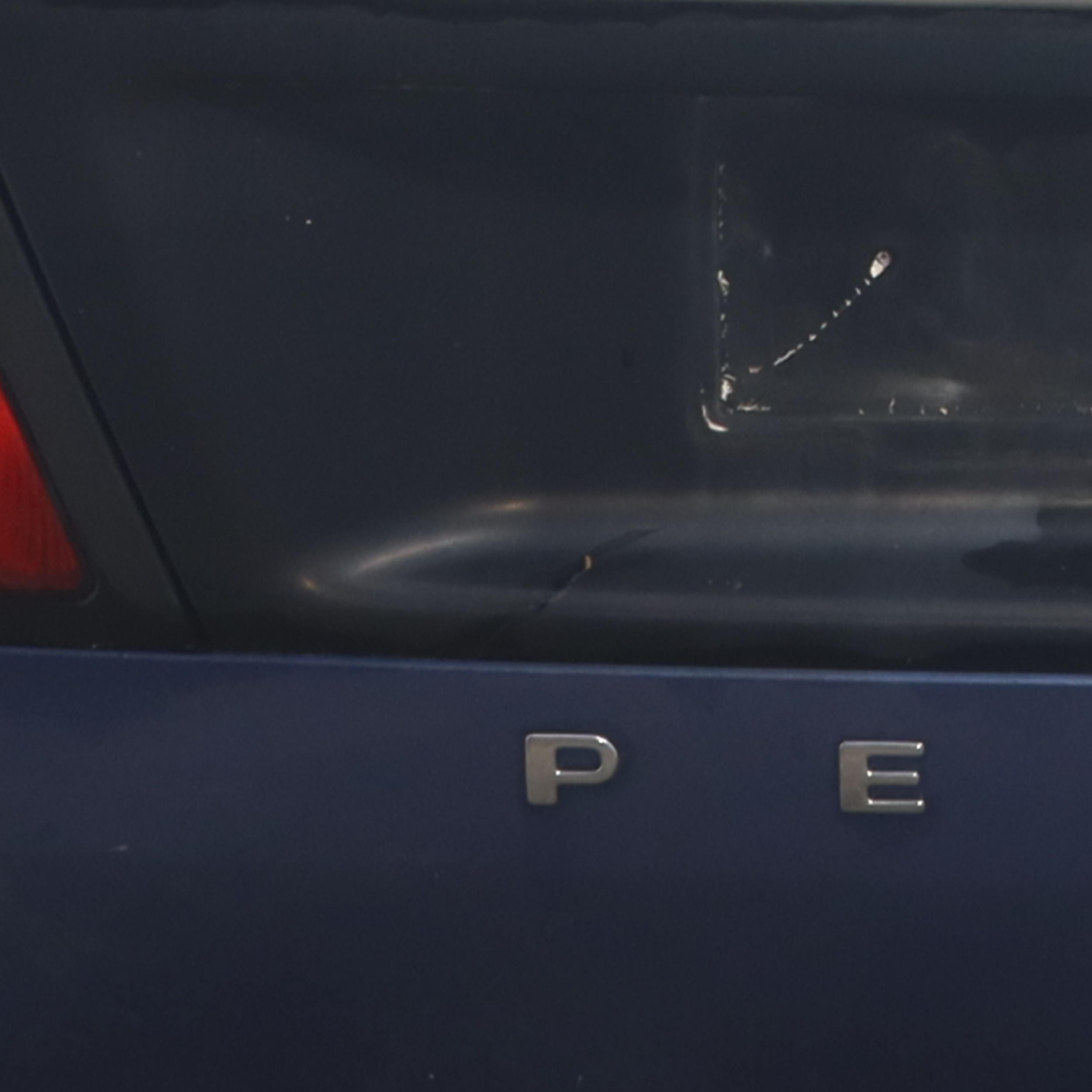 Malle/Hayon arriere pour PEUGEOT 806 PHASE 2 Malle/Hayon arriere pour PEUGEOT 806 PHASE 2