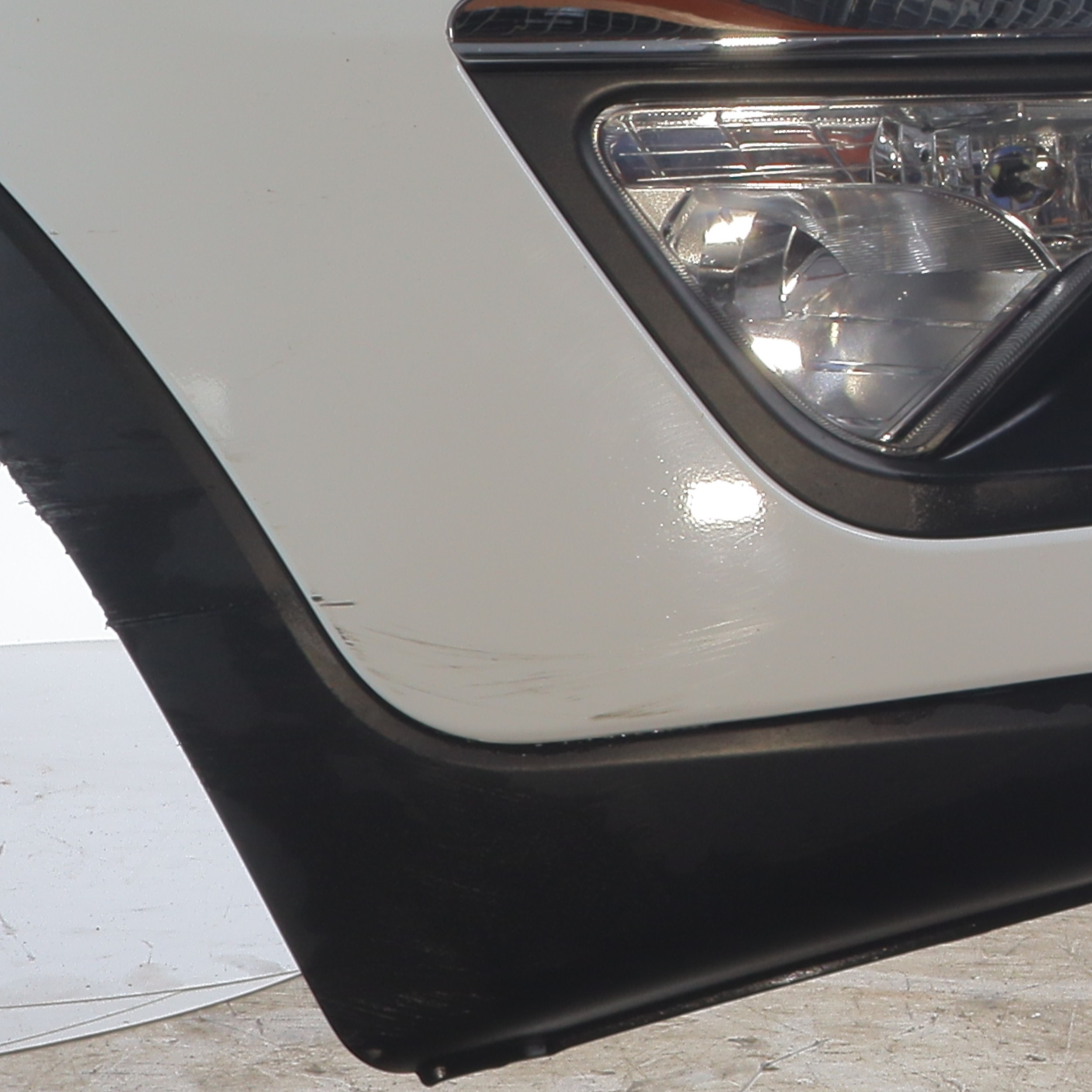 Pare choc avant pour KIA SPORTAGE 3 PHASE 1 Pare choc avant pour KIA SPORTAGE 3 PHASE 1
