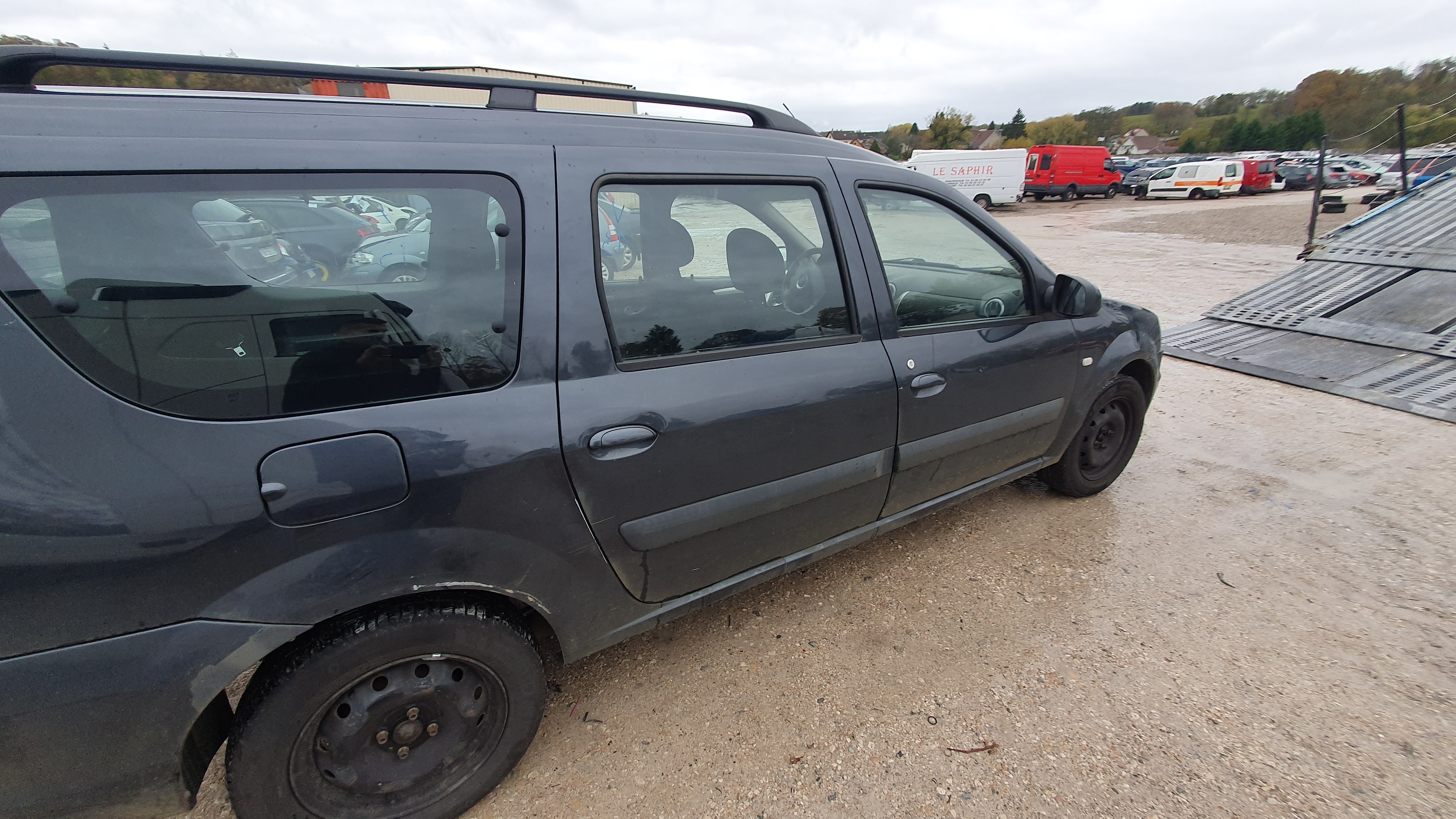 Porte de coffre gauche pour DACIA LOGAN MCV Porte de coffre gauche pour DACIA LOGAN MCV