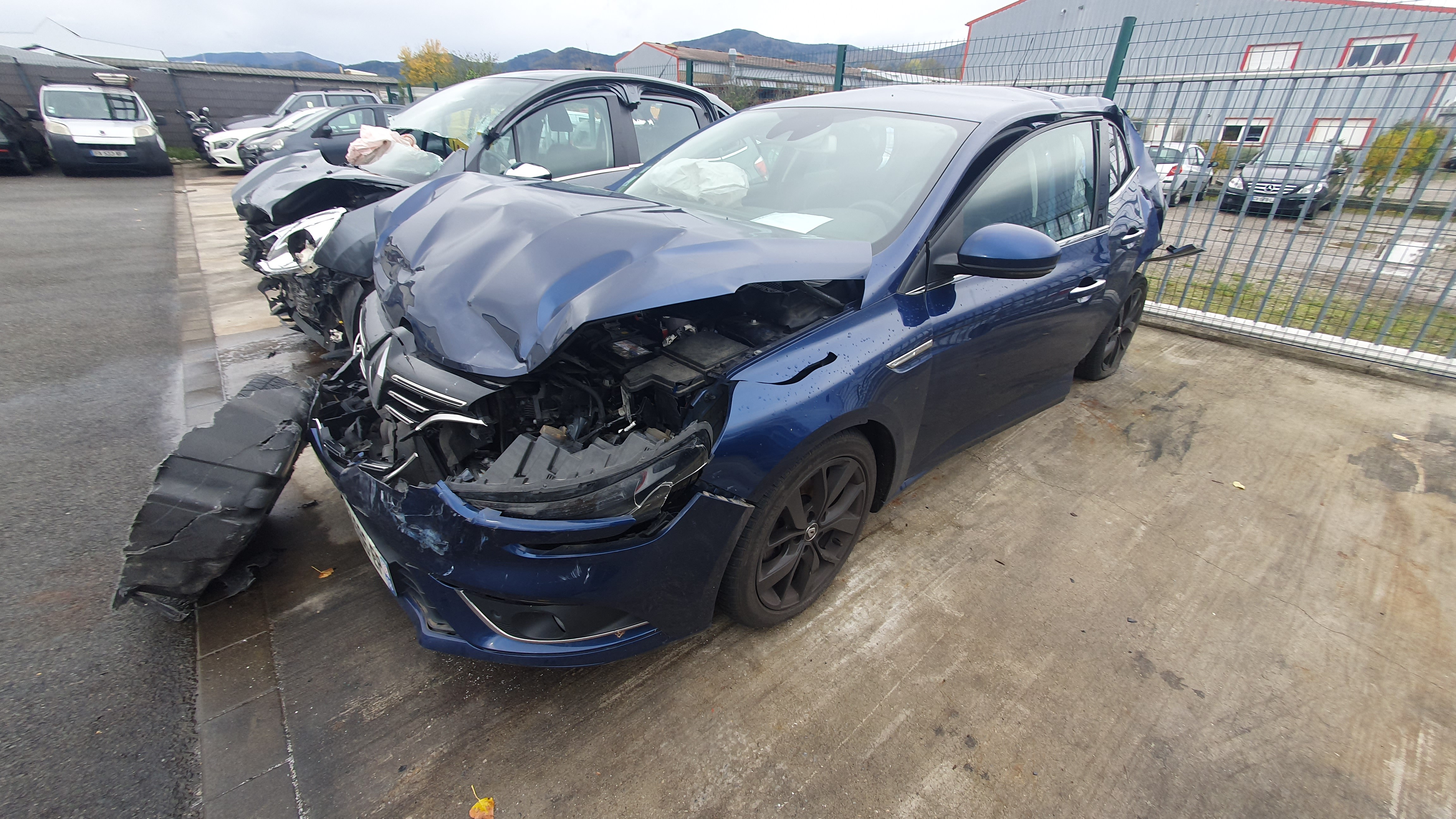 Com (Bloc Contacteur Tournant+Commodo Essuie Glace+Commodo Phare) pour RENAULT MEGANE 4 PHASE 1 Com (Bloc Contacteur Tournant+Commodo Essuie Glace+Commodo Phare) pour RENAULT MEGANE 4 PHASE 1