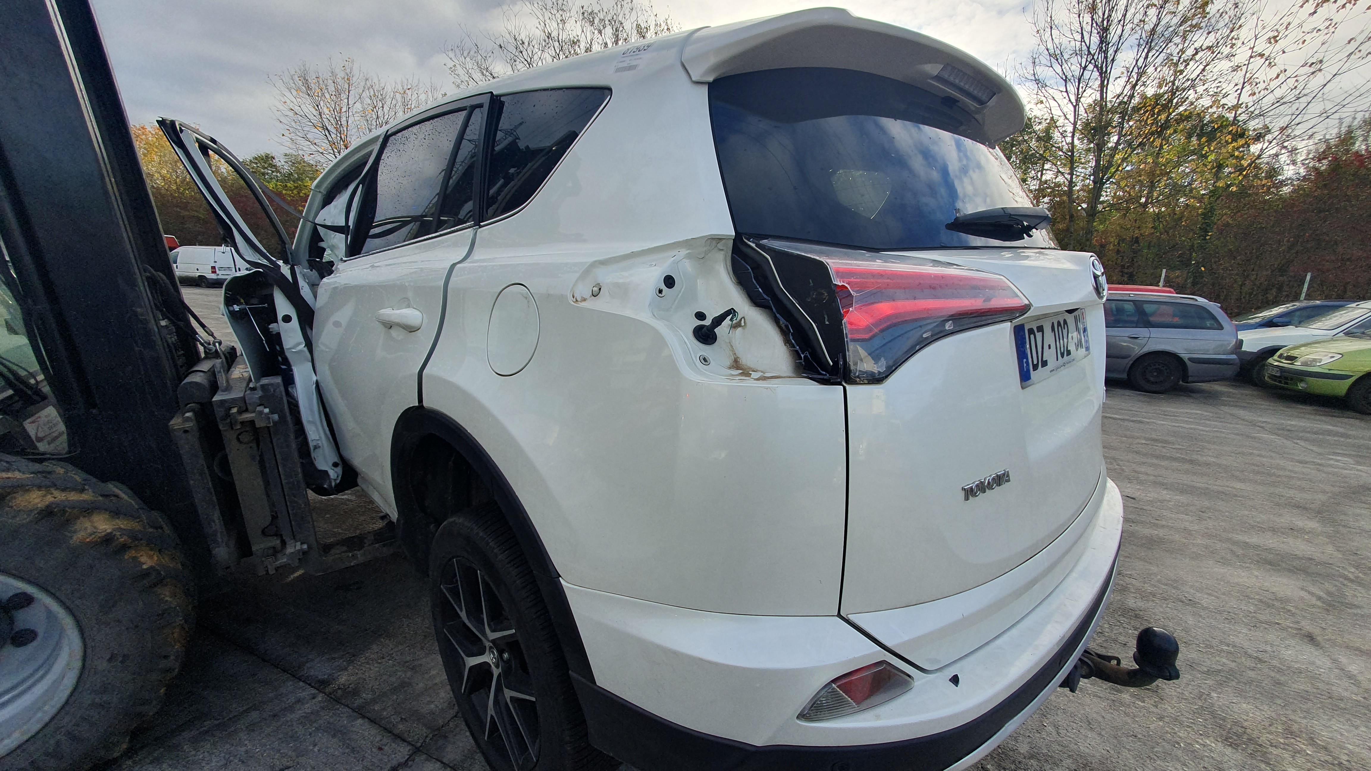 Etrier avant droit (freinage) pour TOYOTA RAV4 4 PHASE 2 Etrier avant droit (freinage) pour TOYOTA RAV4 4 PHASE 2