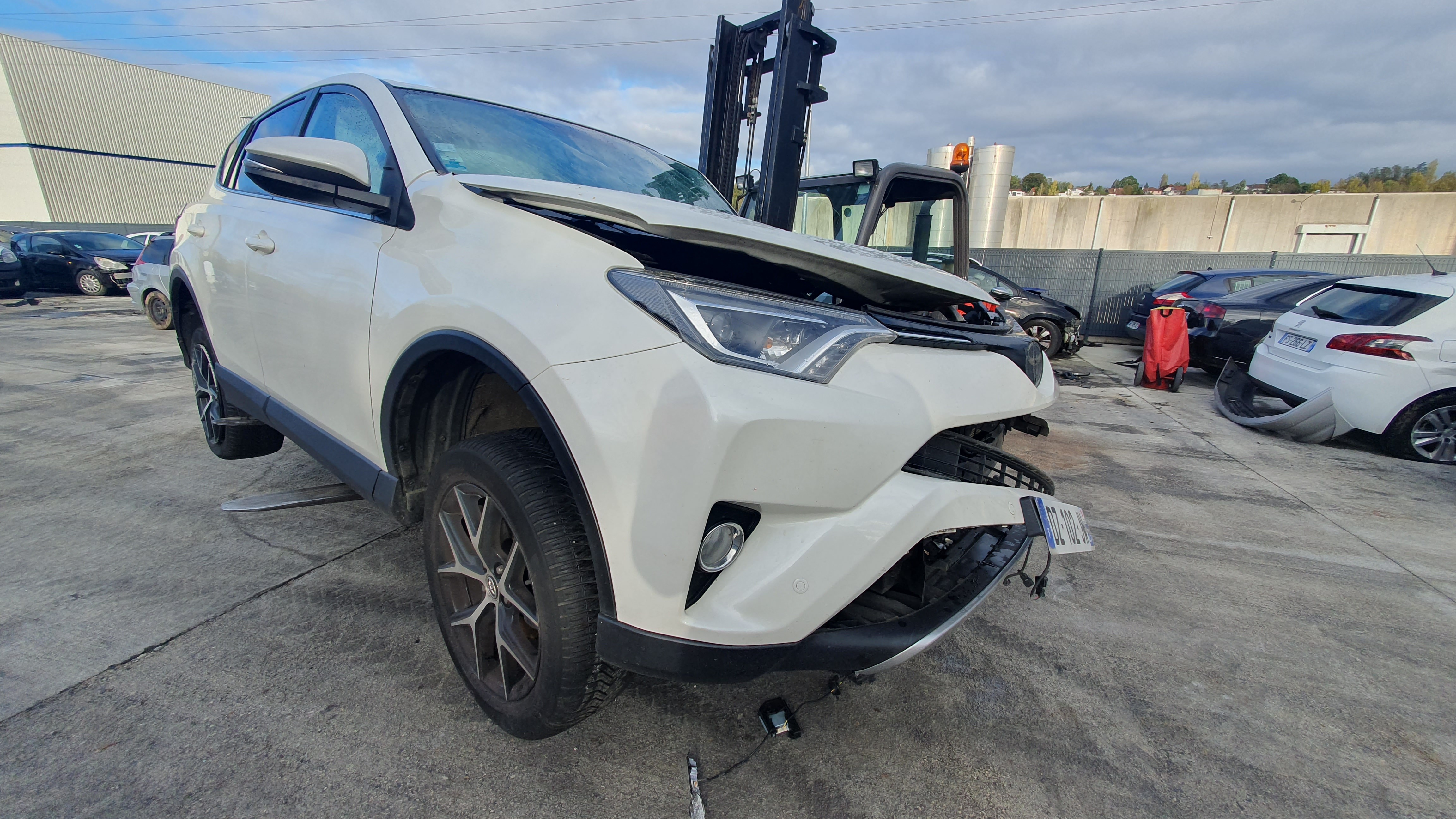 Etrier avant droit (freinage) pour TOYOTA RAV4 4 PHASE 2 Etrier avant droit (freinage) pour TOYOTA RAV4 4 PHASE 2