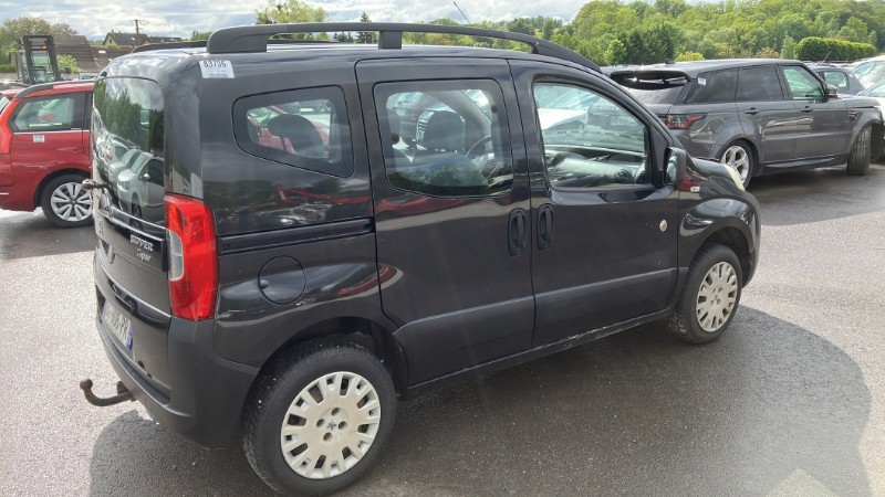 Porte laterale gauche pour PEUGEOT BIPPER Porte laterale gauche pour PEUGEOT BIPPER