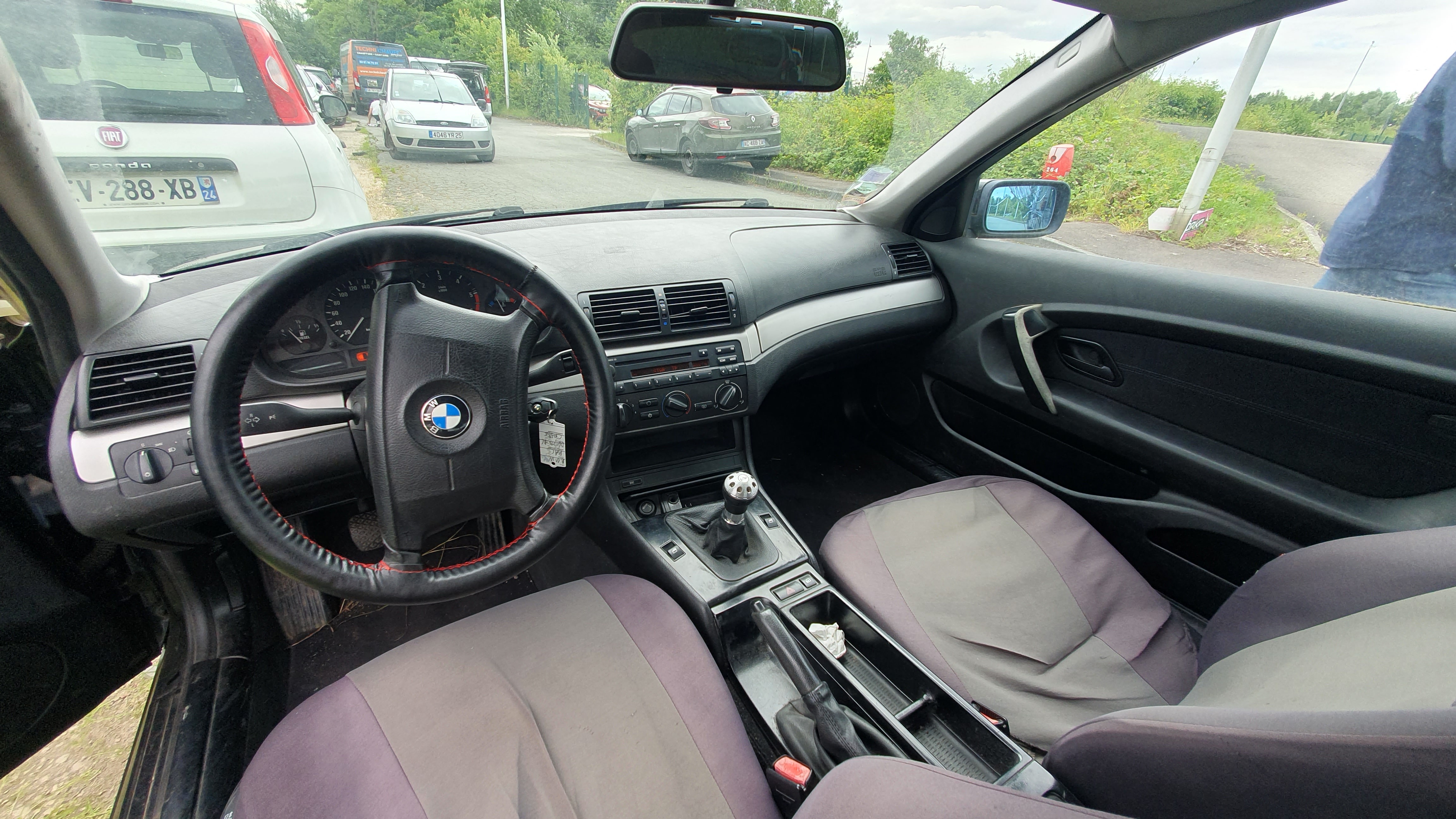Aile avant gauche pour BMW SERIE 3 E46 COMPACT PHASE 1 Aile avant gauche pour BMW SERIE 3 E46 COMPACT PHASE 1