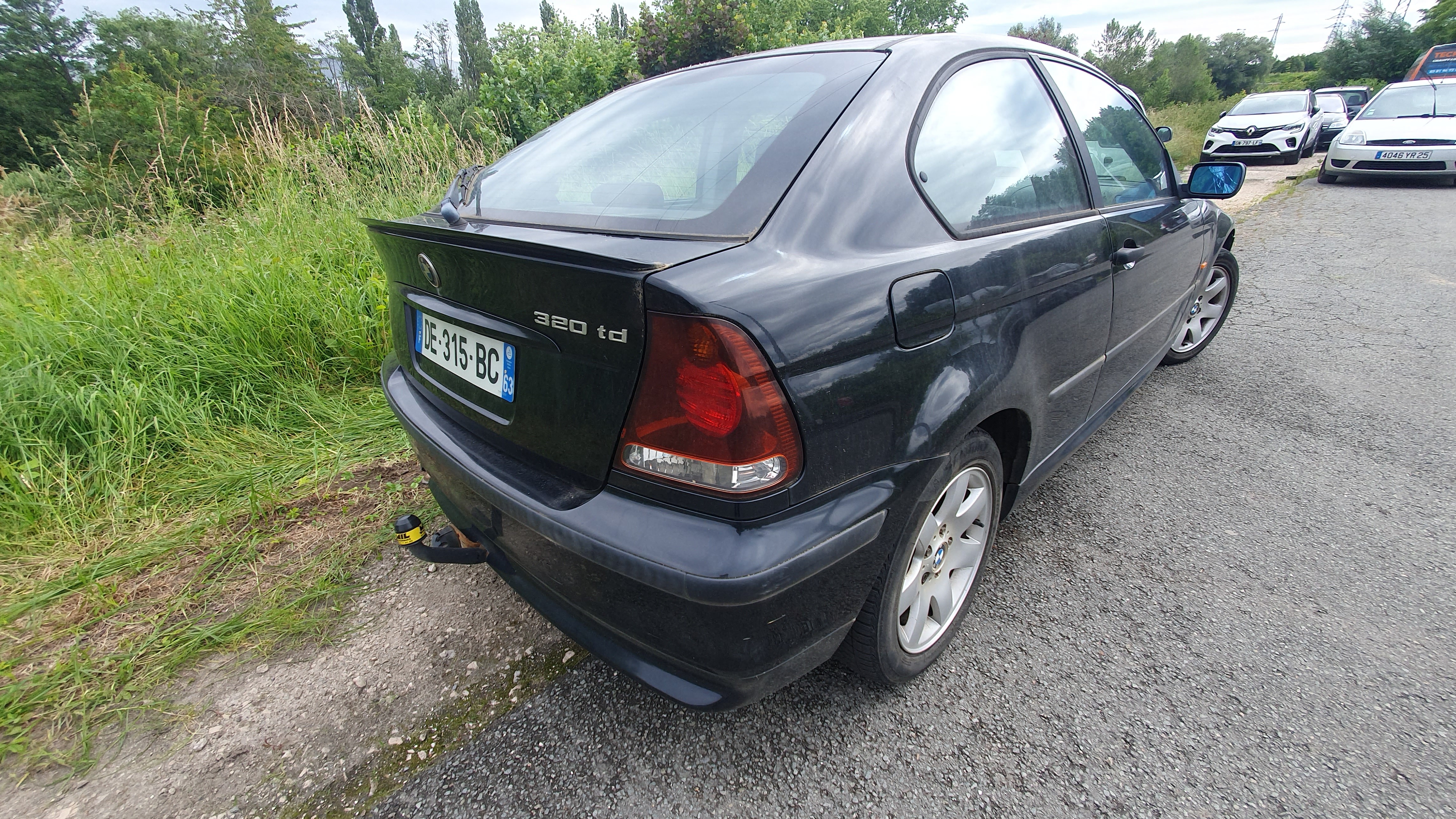 Aile avant gauche pour BMW SERIE 3 E46 COMPACT PHASE 1 Aile avant gauche pour BMW SERIE 3 E46 COMPACT PHASE 1