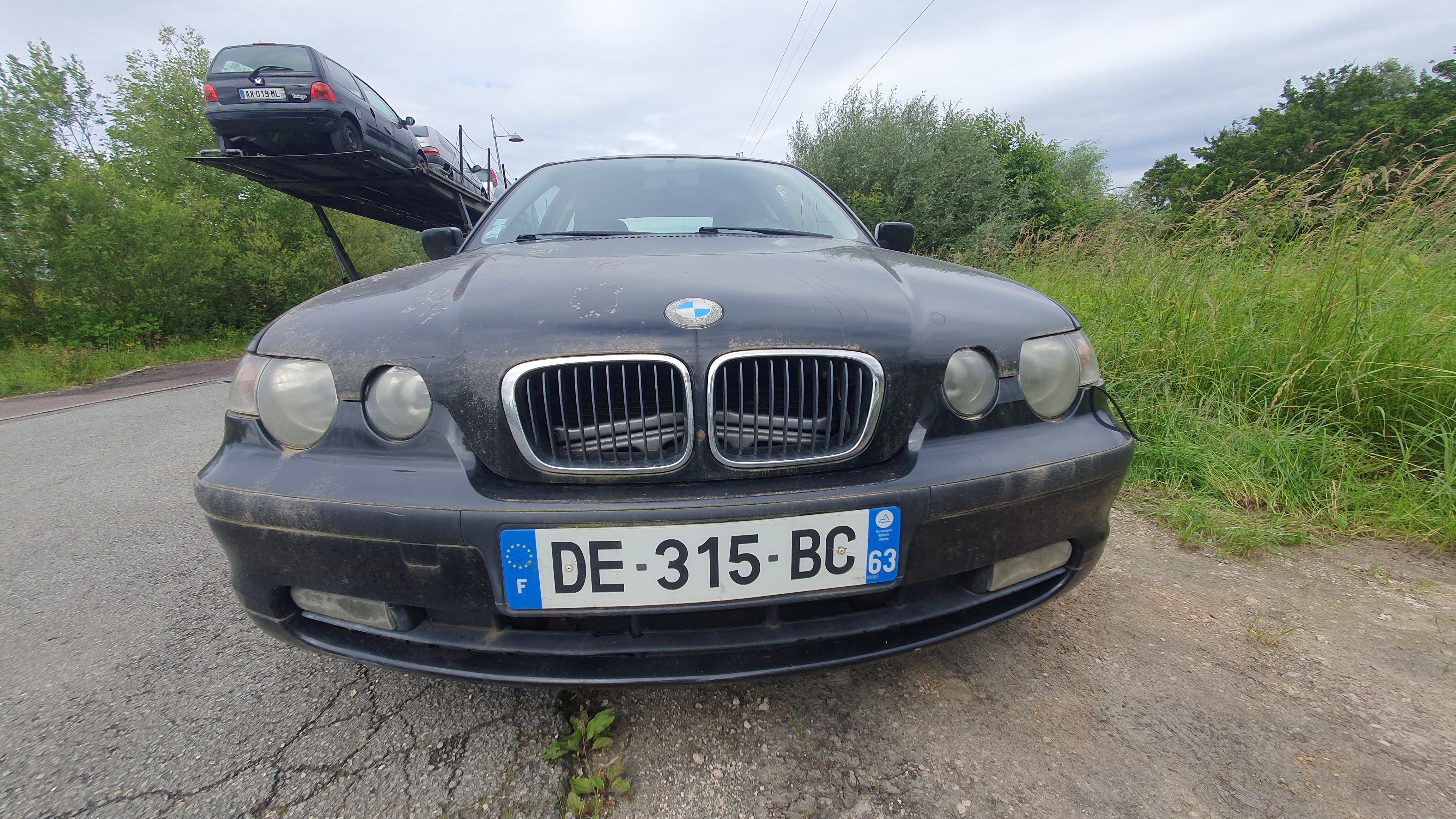 Aile avant gauche pour BMW SERIE 3 E46 COMPACT PHASE 1 Aile avant gauche pour BMW SERIE 3 E46 COMPACT PHASE 1