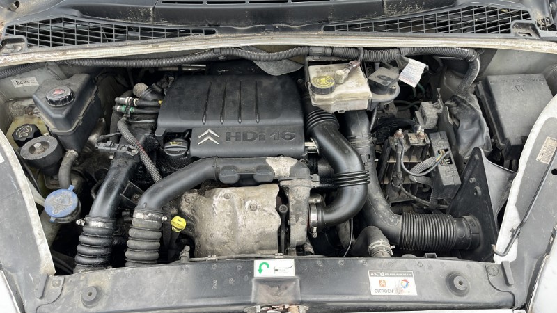 Pare boue avant gauche pour CITROEN XSARA PICASSO PHASE 2 Pare boue avant gauche pour CITROEN XSARA PICASSO PHASE 2