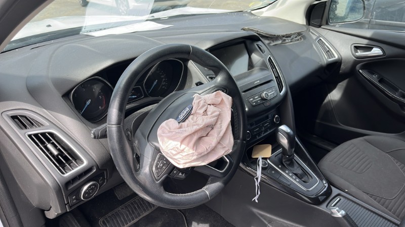 Renfort pare choc arriere (traverse) pour FORD FOCUS 3 PHASE 2 Renfort pare choc arriere (traverse) pour FORD FOCUS 3 PHASE 2