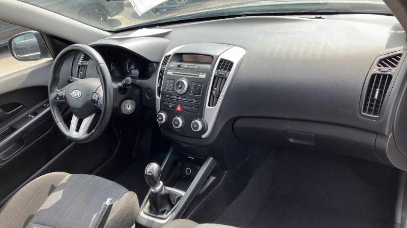 Cardan gauche (transmission) pour KIA CEE-D 1 PHASE 2 Cardan gauche (transmission) pour KIA CEE-D 1 PHASE 2