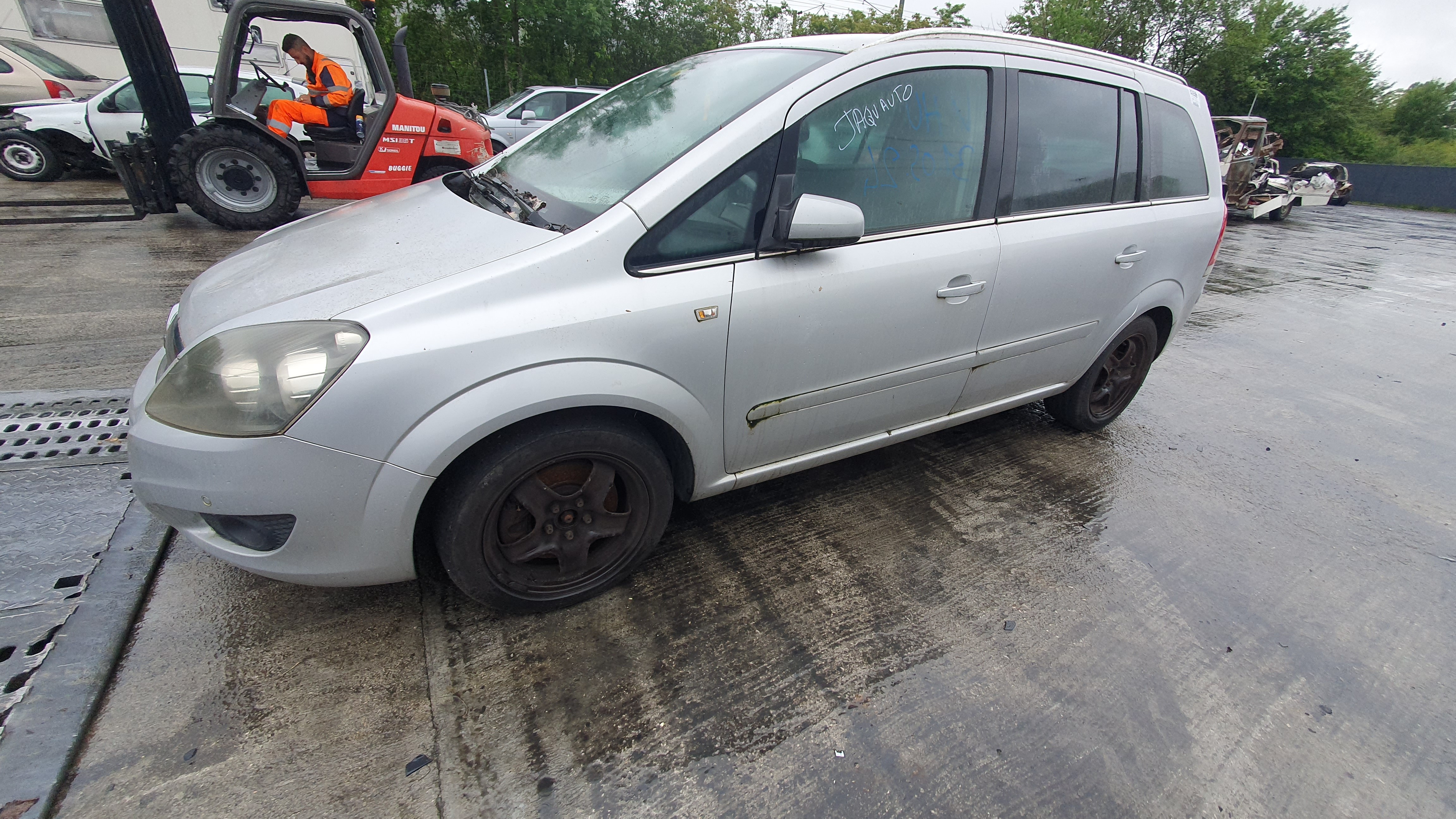 Optique avant principal gauche (feux)(phare) pour OPEL ZAFIRA B PHASE 2 Optique avant principal gauche (feux)(phare) pour OPEL ZAFIRA B PHASE 2