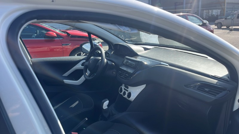 Moto ventilateur radiateur pour PEUGEOT 208 1 PHASE 2 Moto ventilateur radiateur pour PEUGEOT 208 1 PHASE 2