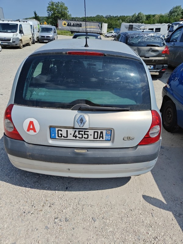 Mot. essuie glace avant pour RENAULT CLIO 2 PHASE 2 Mot. essuie glace avant pour RENAULT CLIO 2 PHASE 2
