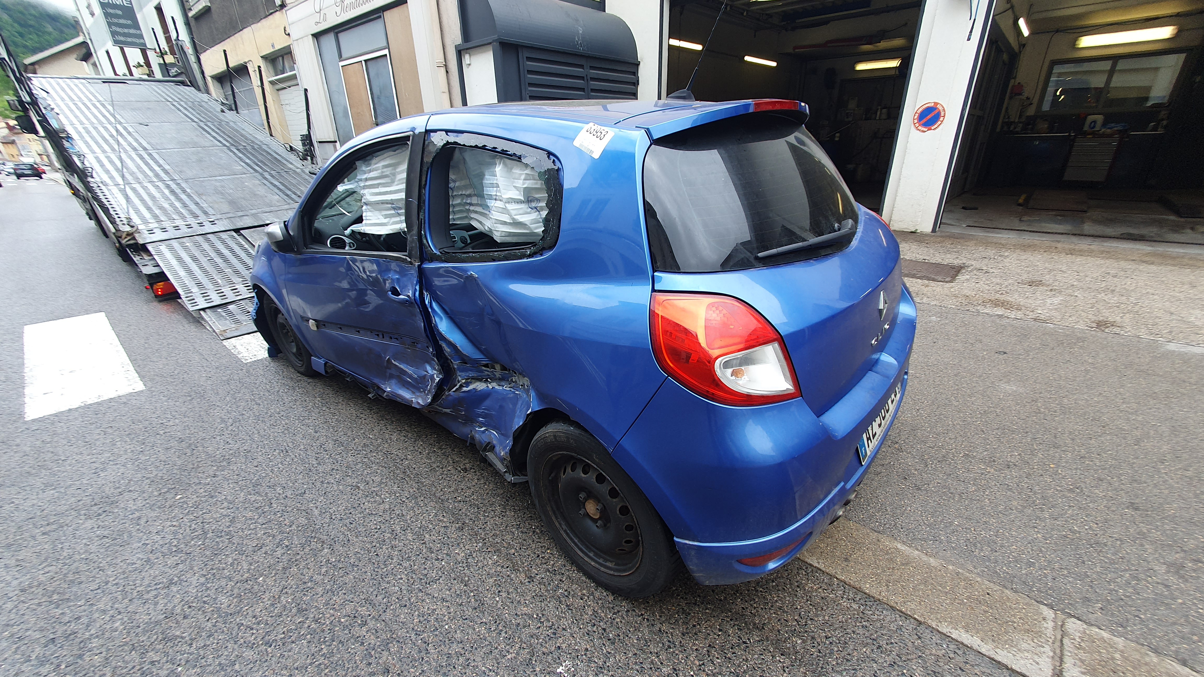 Appui tete avant pour RENAULT CLIO 3 PHASE 2 Appui tete avant pour RENAULT CLIO 3 PHASE 2