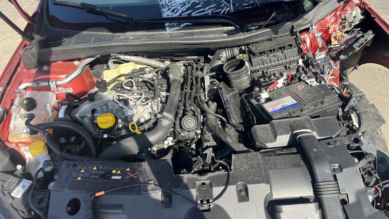 Panneau de porte arriere gauche pour RENAULT MEGANE 4 PHASE 2 Panneau de porte arriere gauche pour RENAULT MEGANE 4 PHASE 2