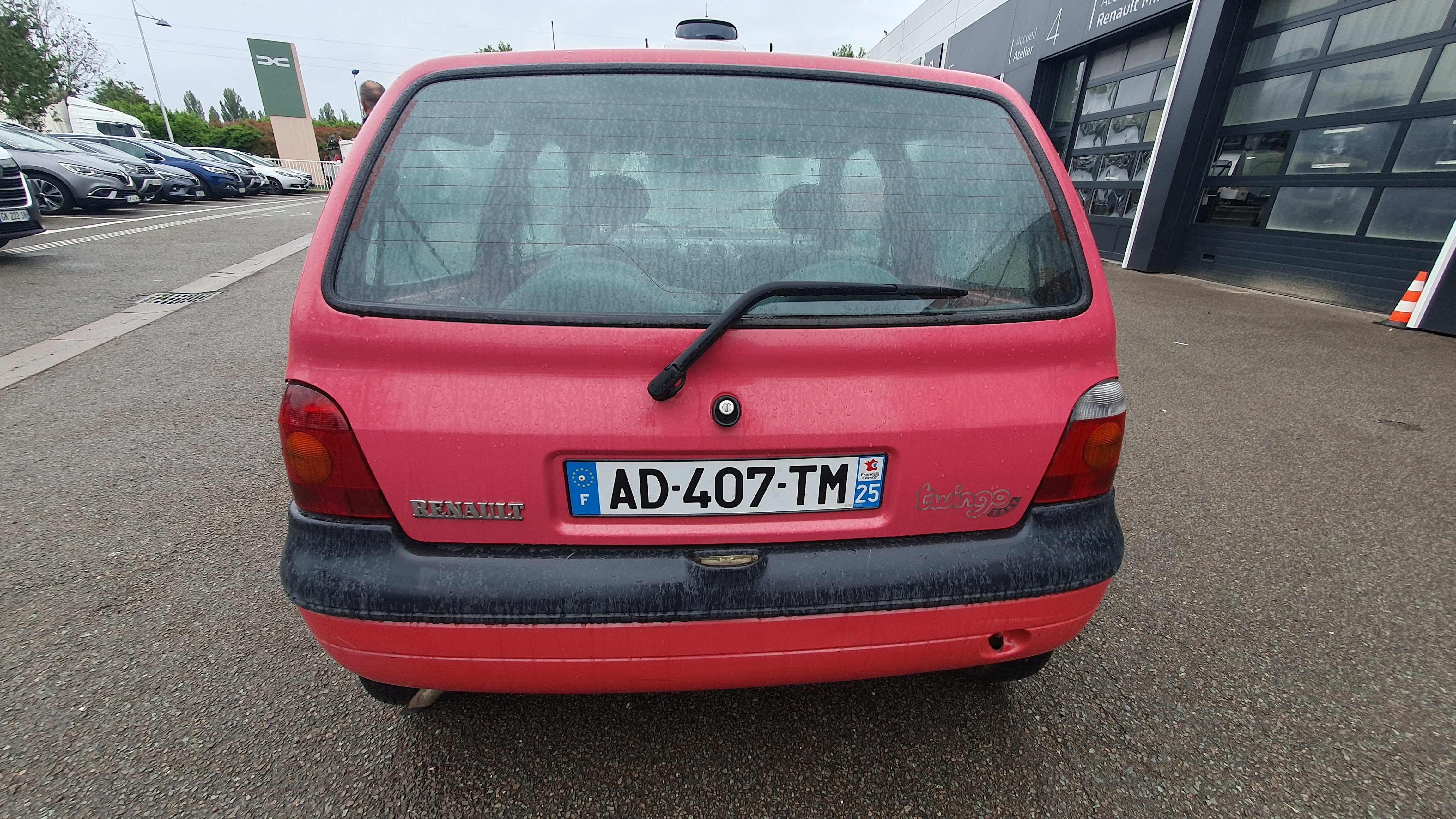 Optique avant principal gauche (feux)(phare) pour RENAULT TWINGO I Optique avant principal gauche (feux)(phare) pour RENAULT TWINGO I