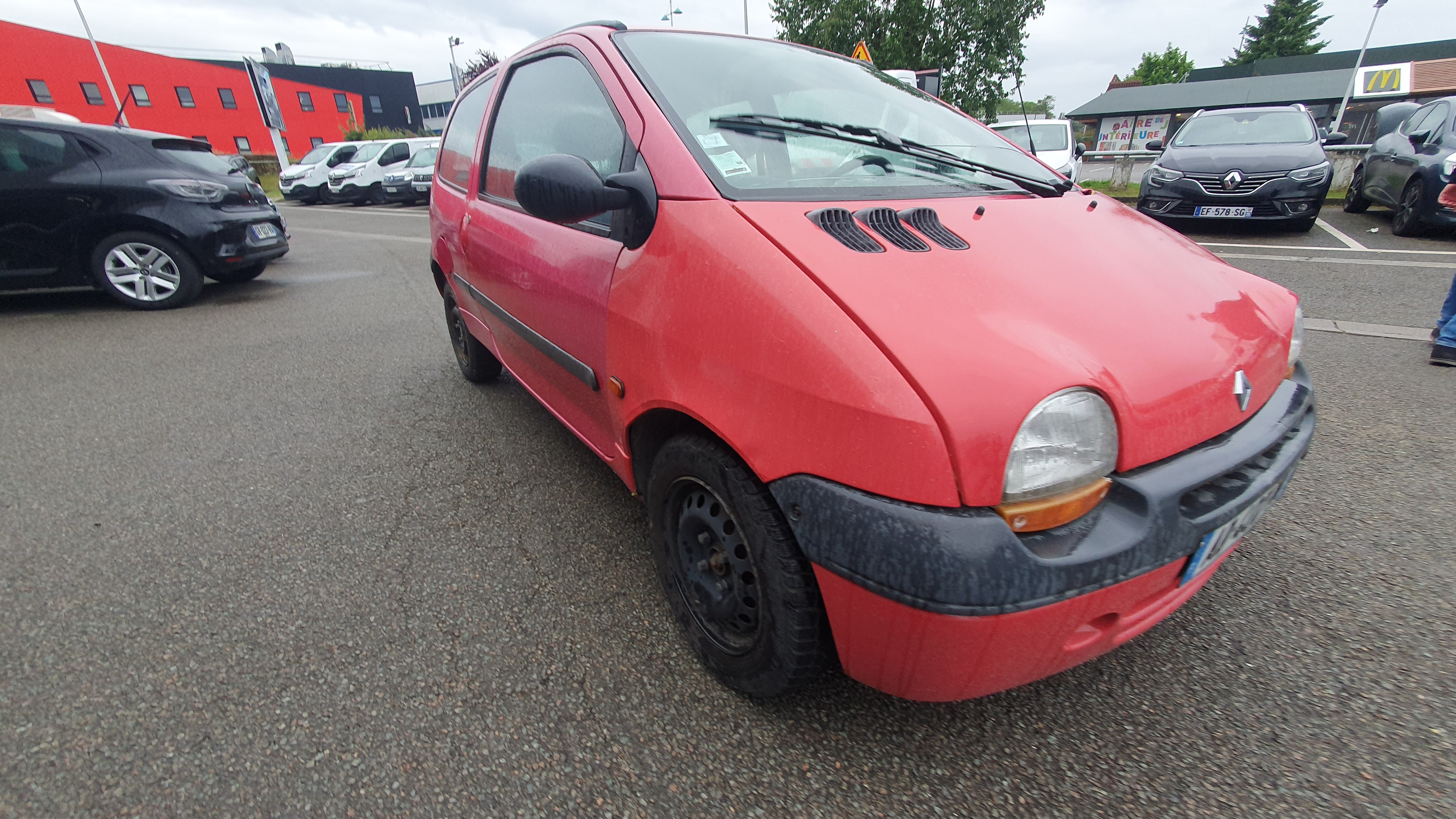 Optique avant principal gauche (feux)(phare) pour RENAULT TWINGO I Optique avant principal gauche (feux)(phare) pour RENAULT TWINGO I
