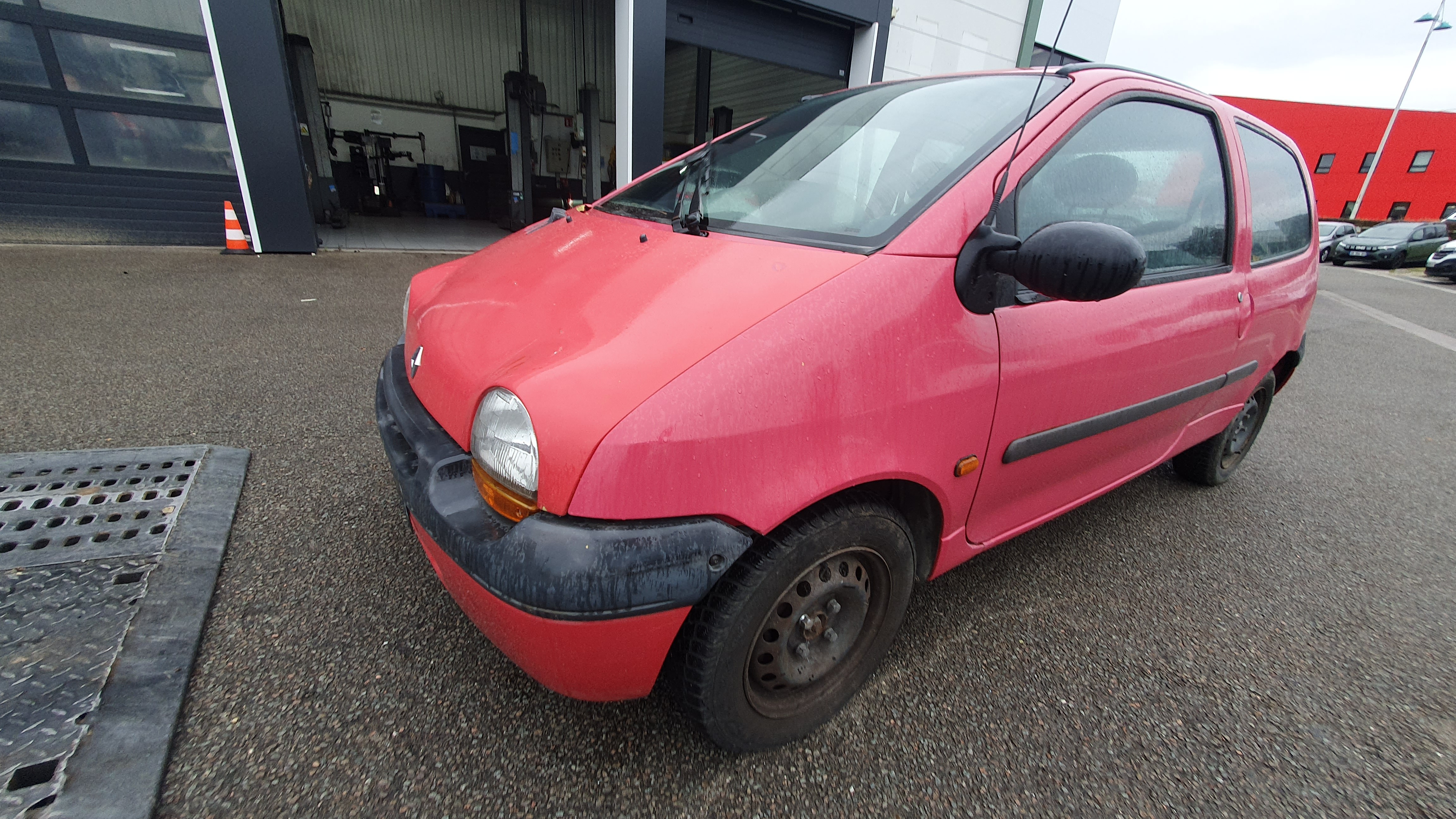 Optique avant principal gauche (feux)(phare) pour RENAULT TWINGO I Optique avant principal gauche (feux)(phare) pour RENAULT TWINGO I