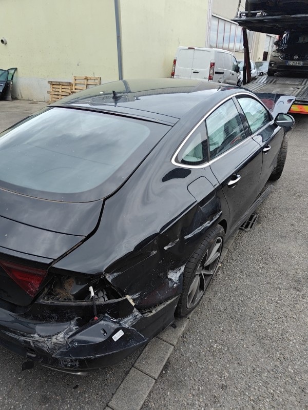 Cardan gauche (transmission) pour AUDI A7 1 SPORTBACK PHASE 2 Cardan gauche (transmission) pour AUDI A7 1 SPORTBACK PHASE 2