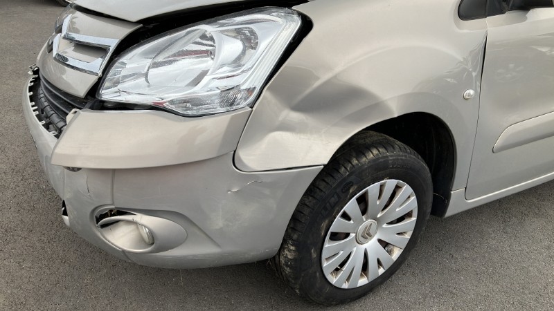 Serrure avant droit pour CITROEN BERLINGO 2 PHASE 1 Serrure avant droit pour CITROEN BERLINGO 2 PHASE 1