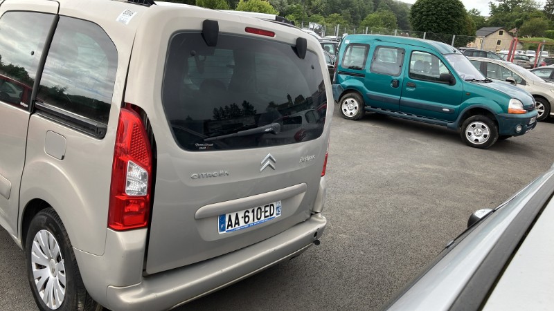Serrure avant droit pour CITROEN BERLINGO 2 PHASE 1 Serrure avant droit pour CITROEN BERLINGO 2 PHASE 1
