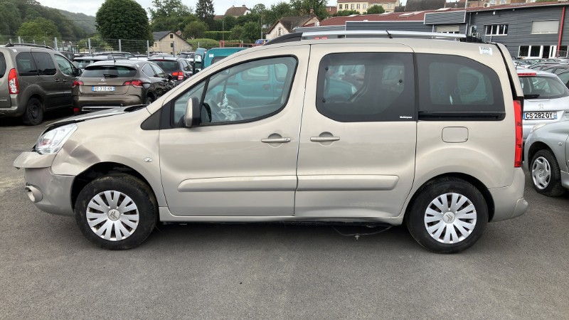 Serrure avant droit pour CITROEN BERLINGO 2 PHASE 1 Serrure avant droit pour CITROEN BERLINGO 2 PHASE 1