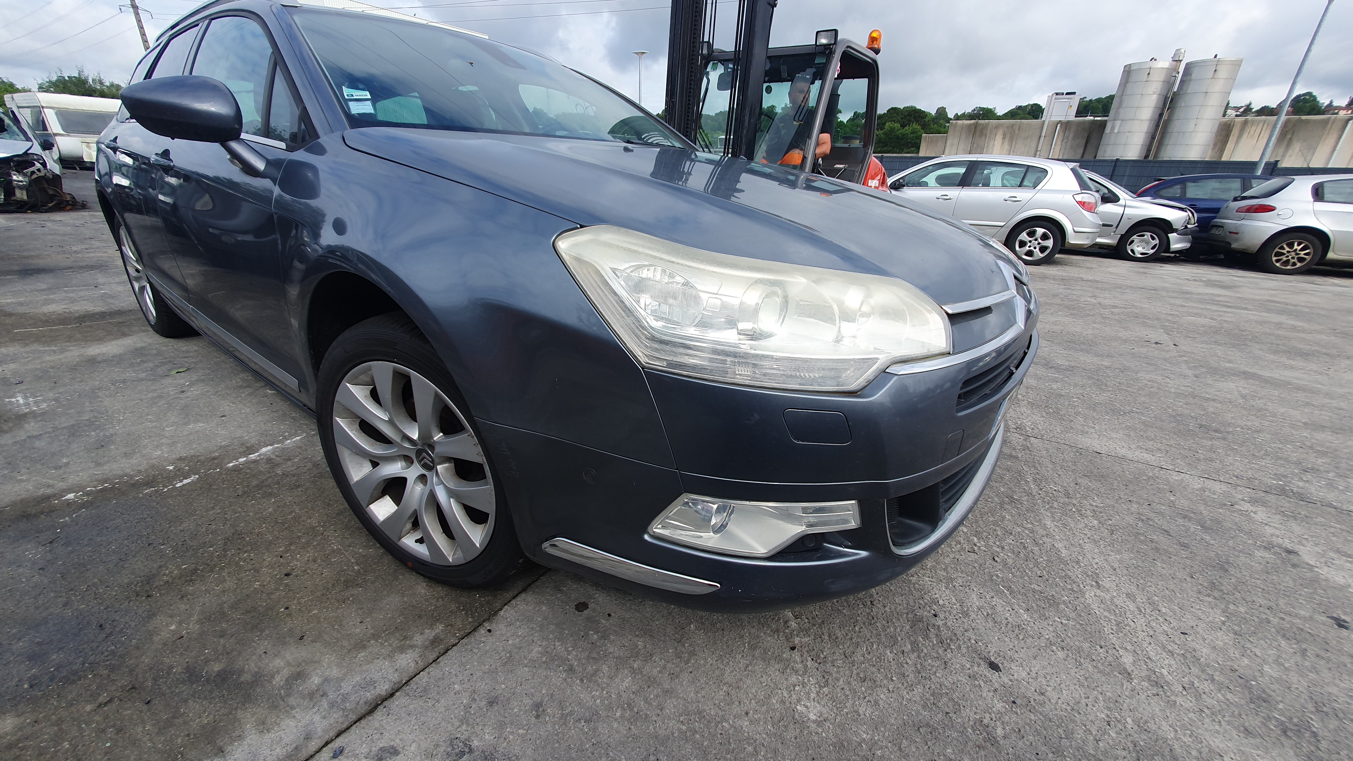 Porte arriere gauche pour CITROEN C5 2 BREAK Porte arriere gauche pour CITROEN C5 2 BREAK