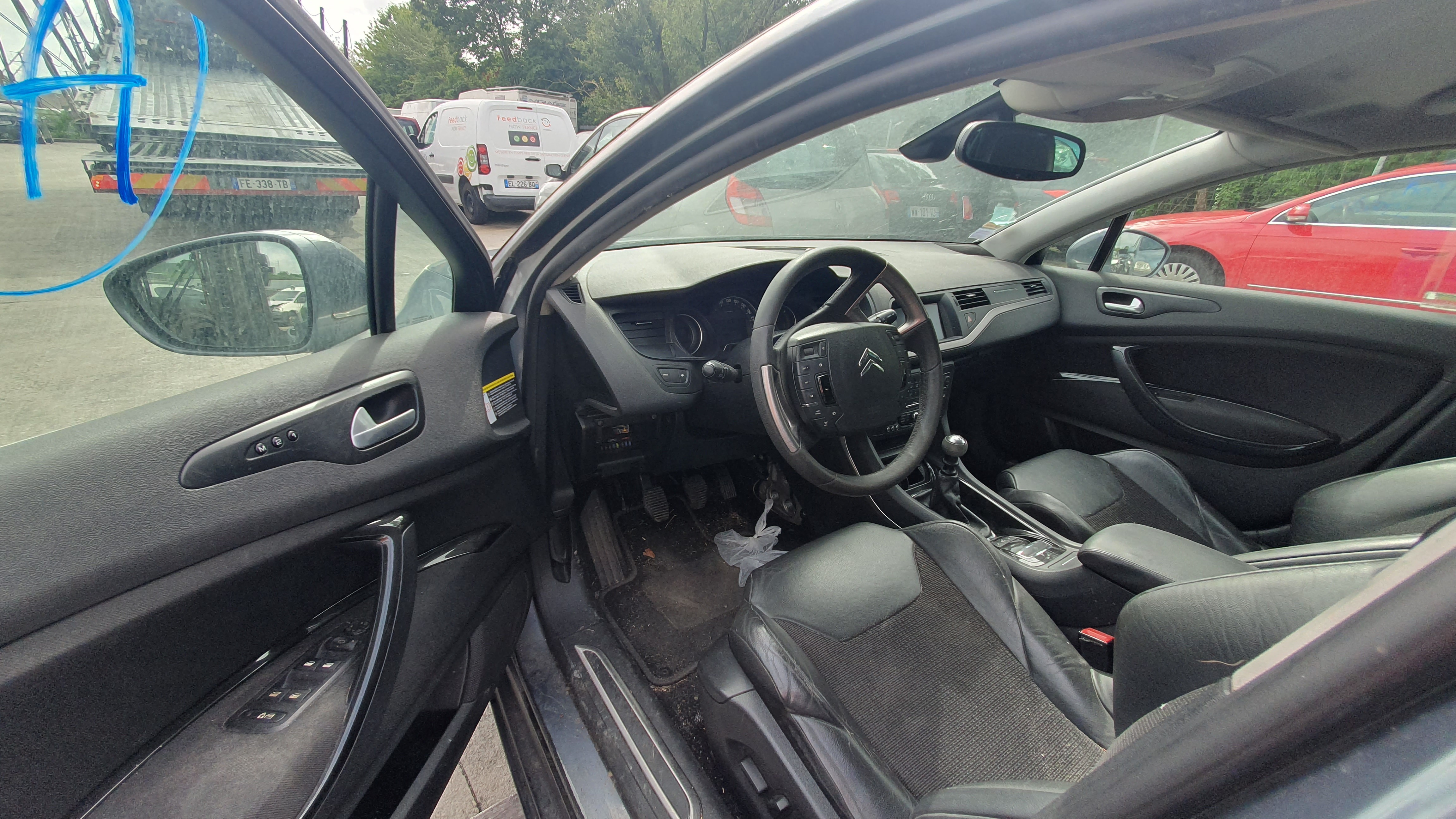 Porte arriere gauche pour CITROEN C5 2 BREAK Porte arriere gauche pour CITROEN C5 2 BREAK