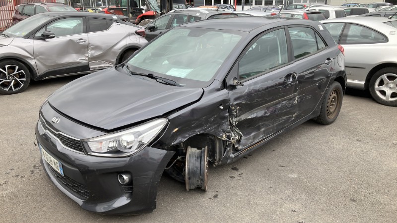 Cardan gauche (transmission) pour KIA RIO 4 PHASE 1 Cardan gauche (transmission) pour KIA RIO 4 PHASE 1