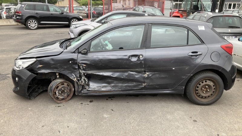 Cardan gauche (transmission) pour KIA RIO 4 PHASE 1 Cardan gauche (transmission) pour KIA RIO 4 PHASE 1