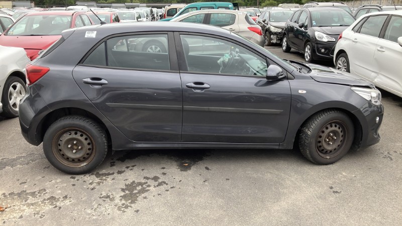 Cardan gauche (transmission) pour KIA RIO 4 PHASE 1 Cardan gauche (transmission) pour KIA RIO 4 PHASE 1