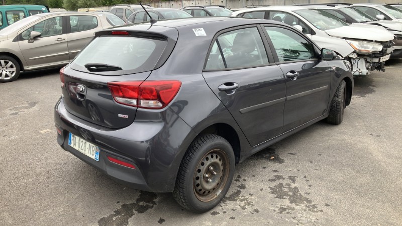 Cardan gauche (transmission) pour KIA RIO 4 PHASE 1 Cardan gauche (transmission) pour KIA RIO 4 PHASE 1